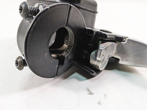 2011 Harley Touring FLTRU Road Glide Front Brake Master Cylinder 44551-08F