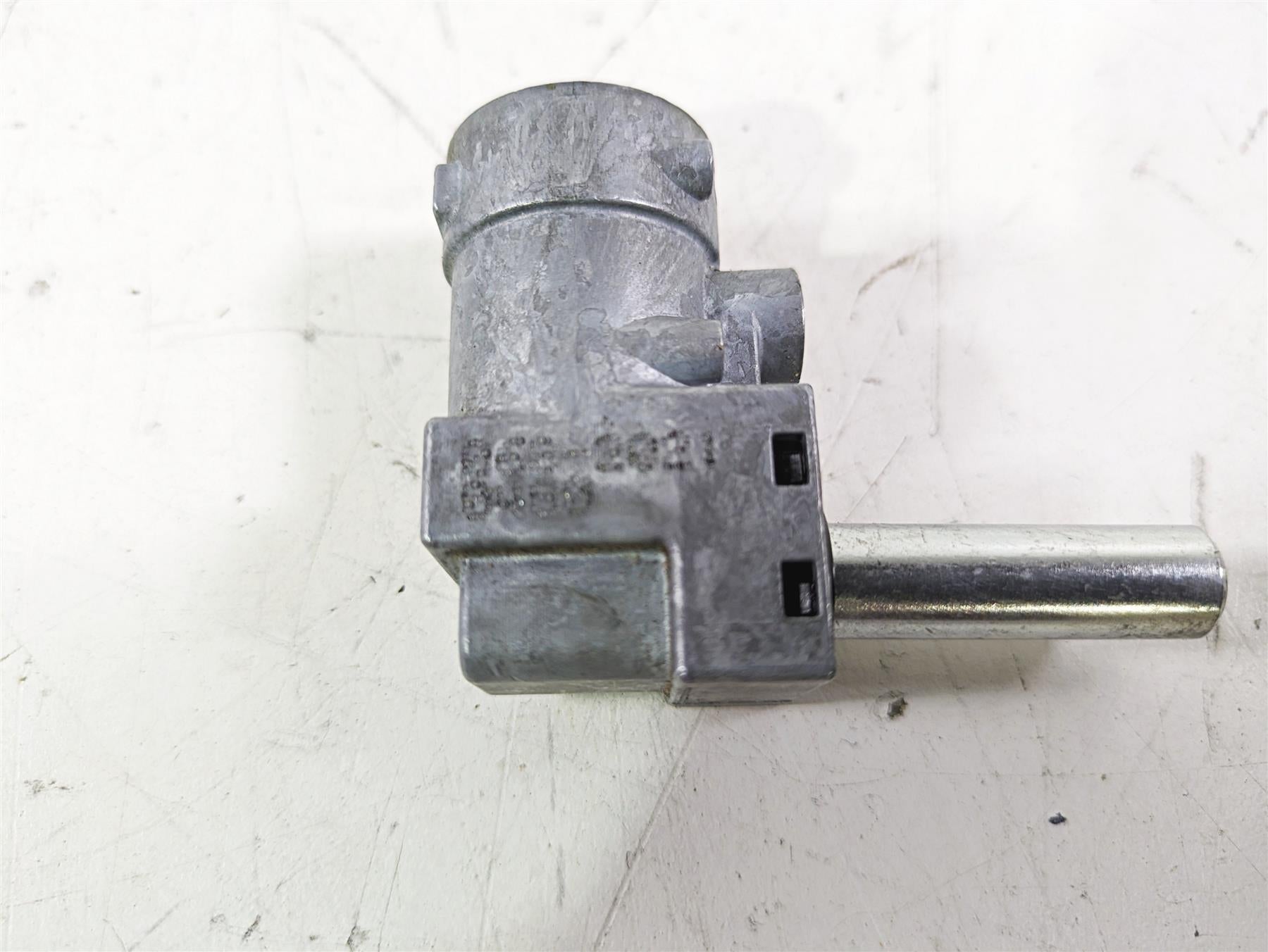 2021 Harley Softail FLSL Slim Steering Key Lock Set 45600049 {{ shop.shopifyCountryName }} - Mototech271