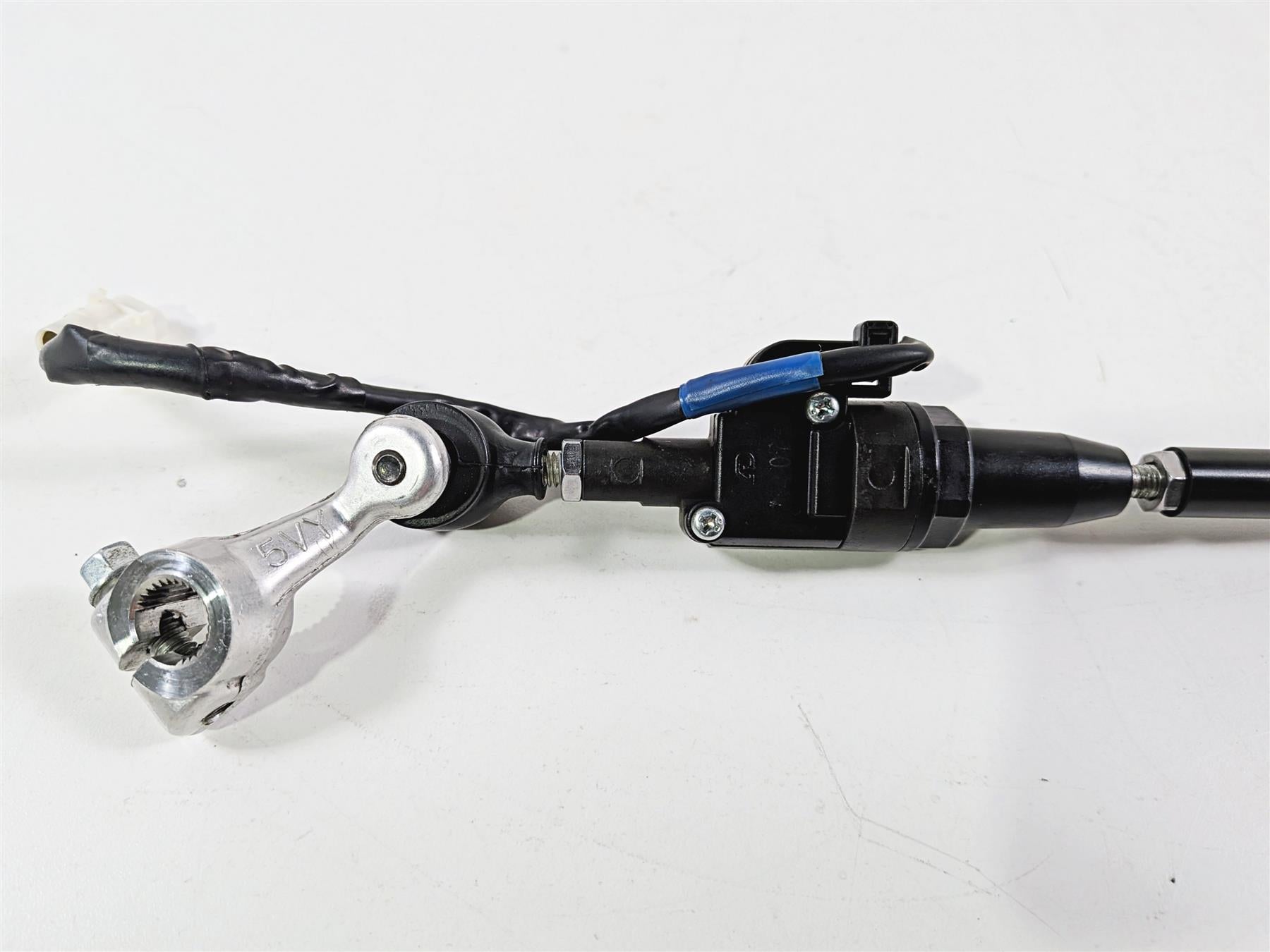 2016 Yamaha YZF R1 RN32 Quickshifter Quick Shifter Assist 2CR-82470-00-00 {{ shop.shopifyCountryName }} - Mototech271