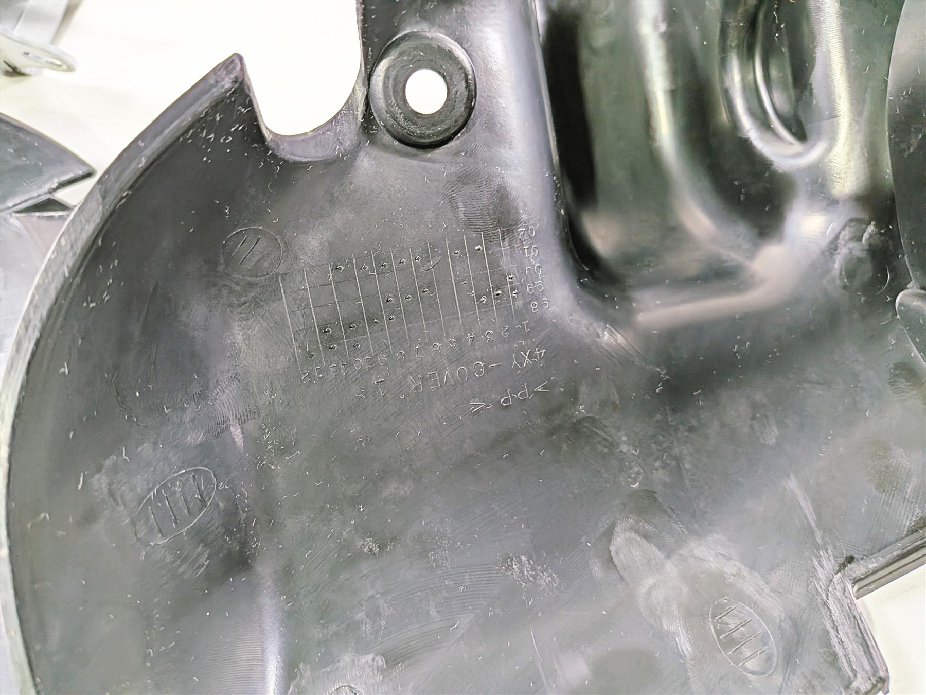 2006 Yamaha XVZ1300 Royal Star Left Right Front Lower Leg Fairings 4XY-2835J-01 {{ shop.shopifyCountryName }} - Mototech271
