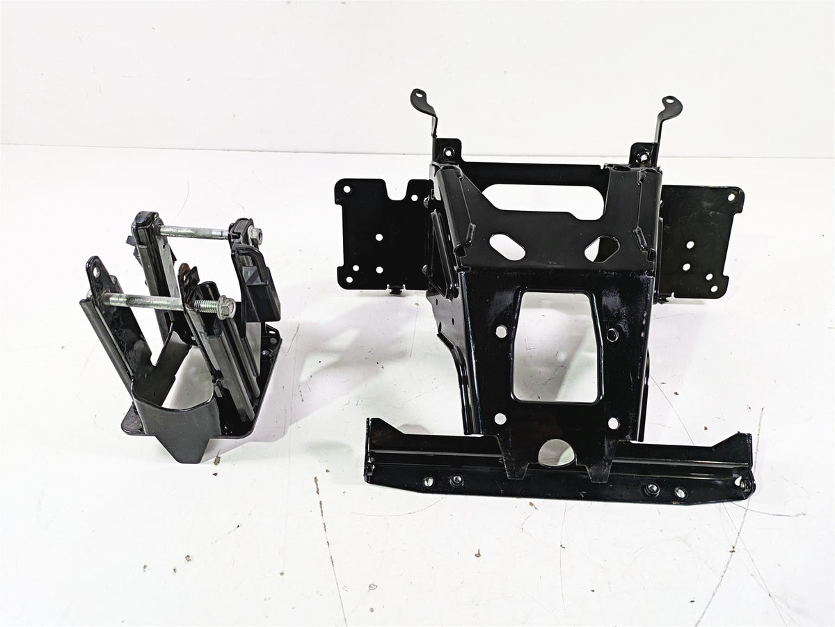 2016 Harley Touring FLTRX Road Glide Front Fairing Mount Carrier Set 47200217 {{ shop.shopifyCountryName }} - Mototech271