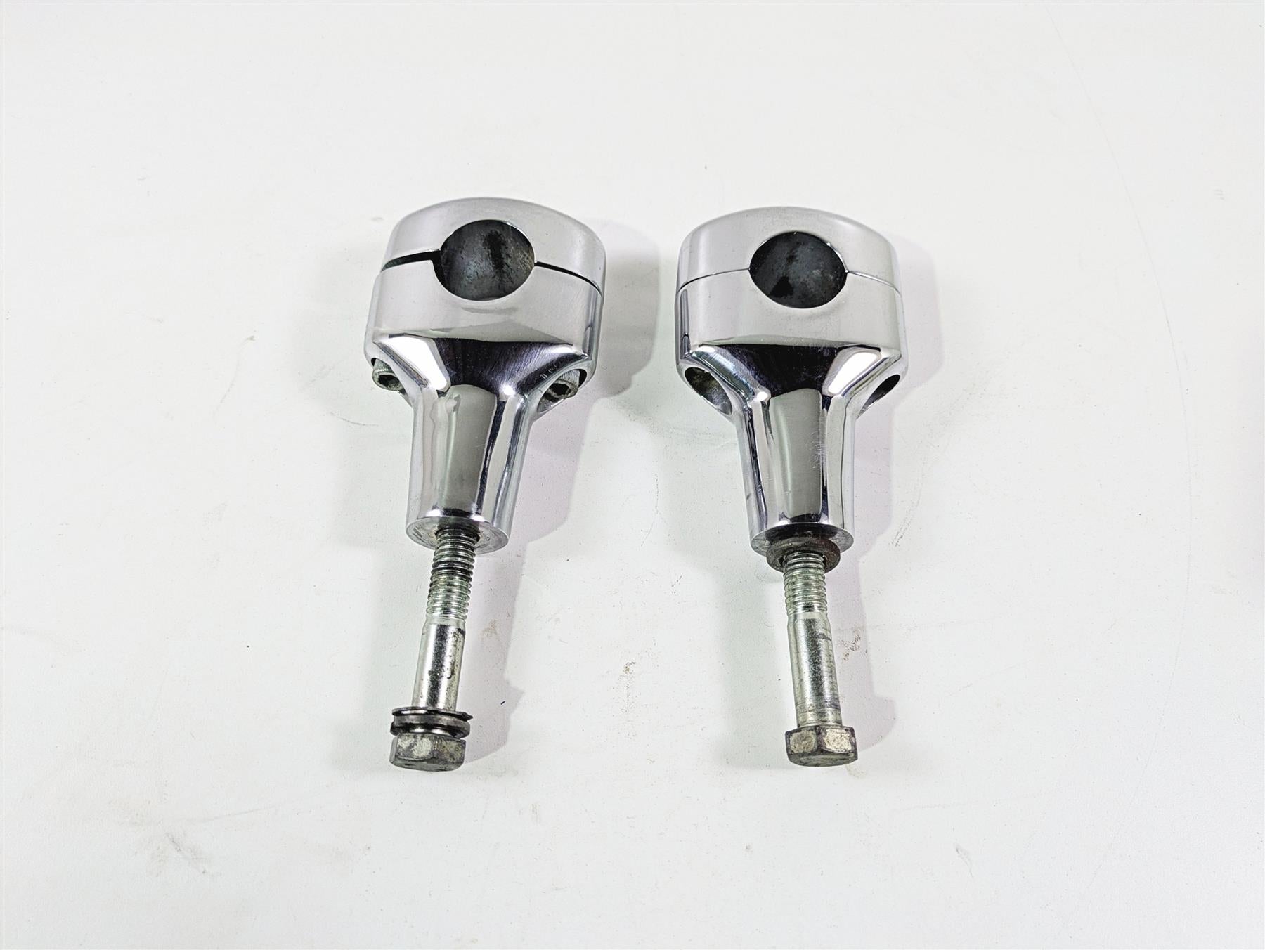 2008 Harley FXCWC Softail Rocker Oem Chrome Fat Bar 3.6" Riser Set 56916-07 {{ shop.shopifyCountryName }} - Mototech271