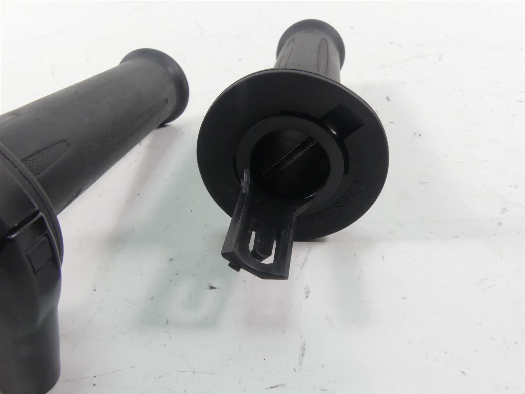 2012 BMW S1000RR K46 Left Right Hand Grip Set - Read 61317708219 61317708220 {{ shop.shopifyCountryName }} - Mototech271
