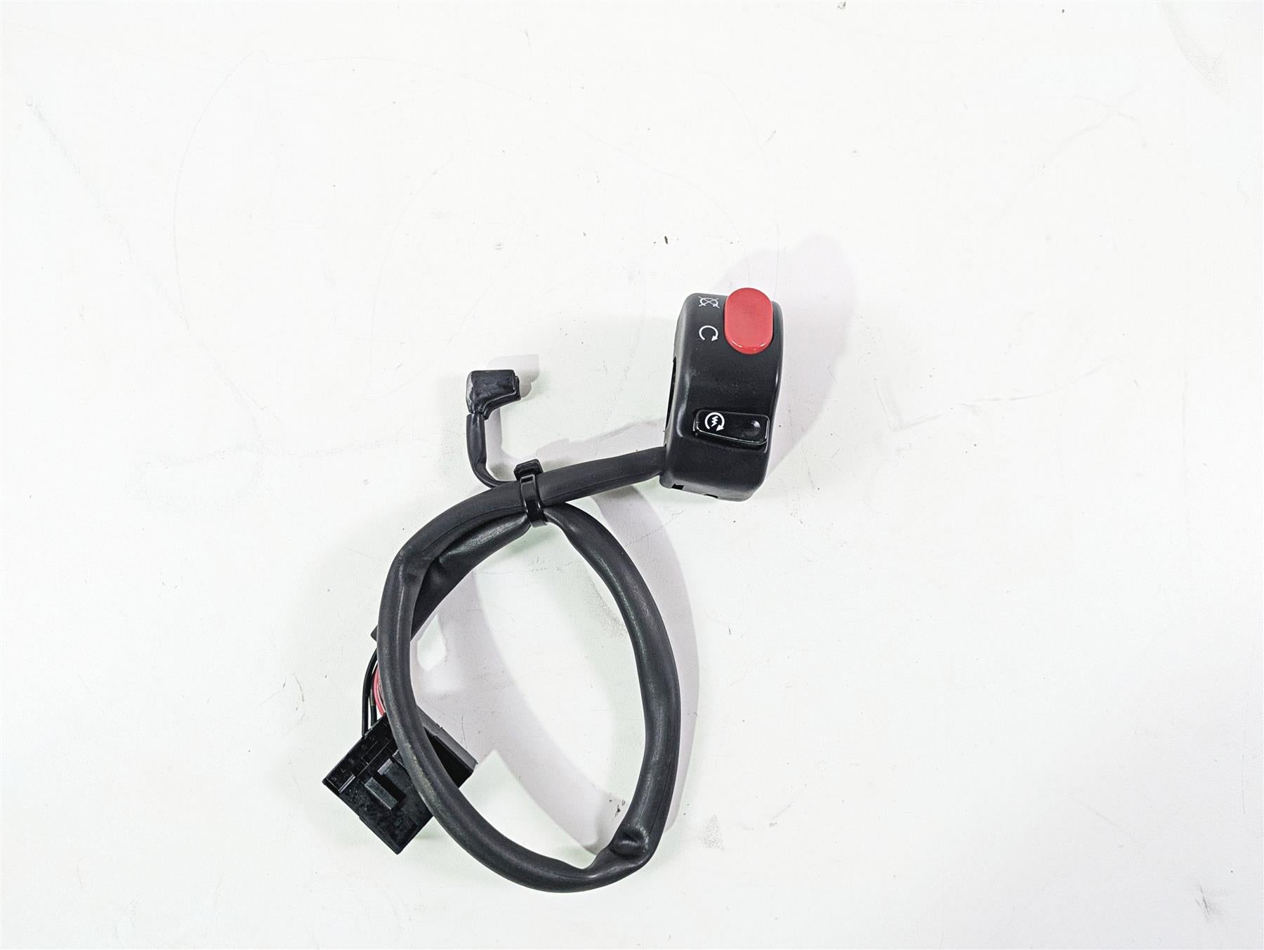 2013 Triumph Bonneville Right Hand Start Stop Control Switch T2040096 {{ shop.shopifyCountryName }} - Mototech271