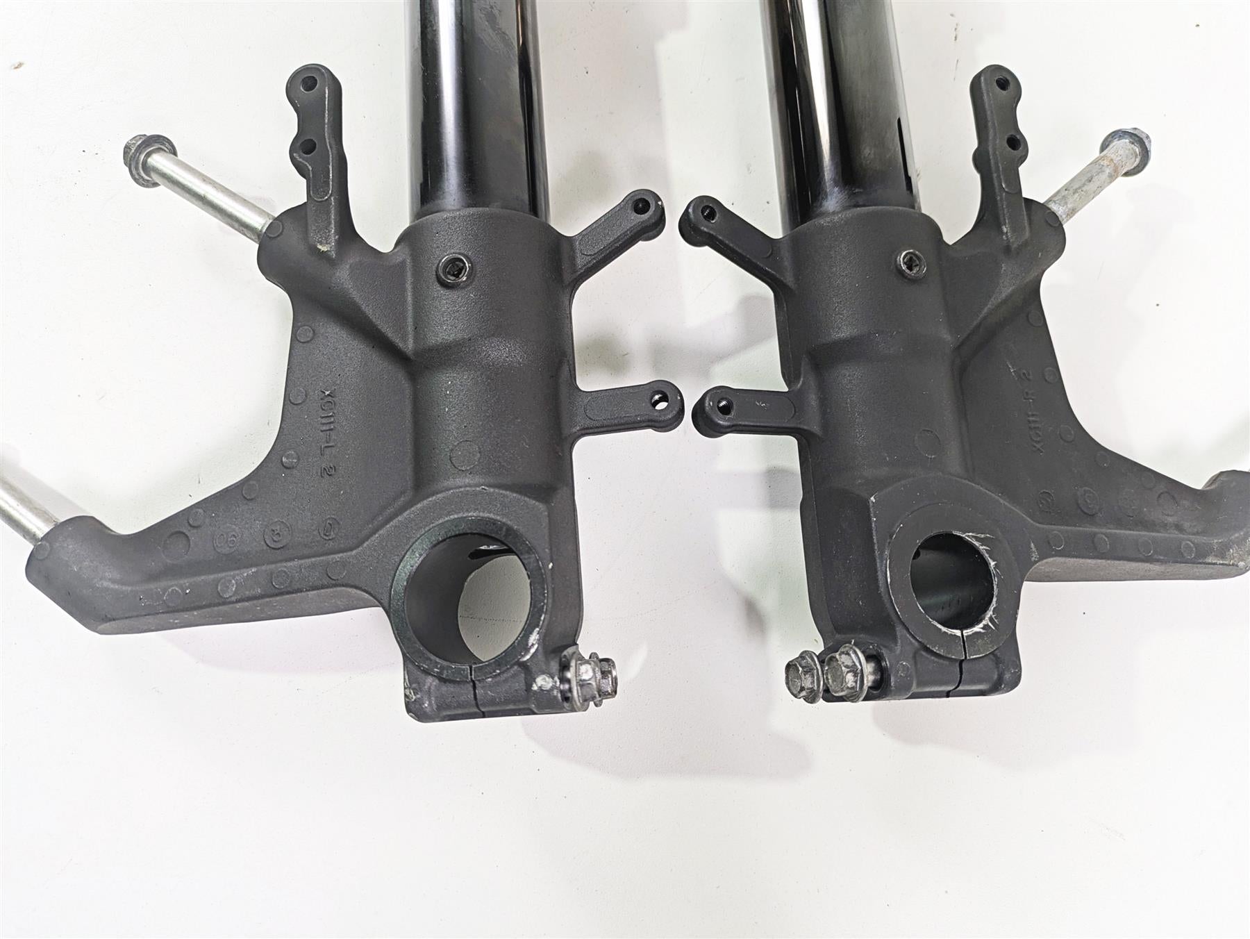 2006 Suzuki GSXR1000 K6 Straight Front Fork Leg Set 51103-41G20 51104-41G20 {{ shop.shopifyCountryName }} - Mototech271
