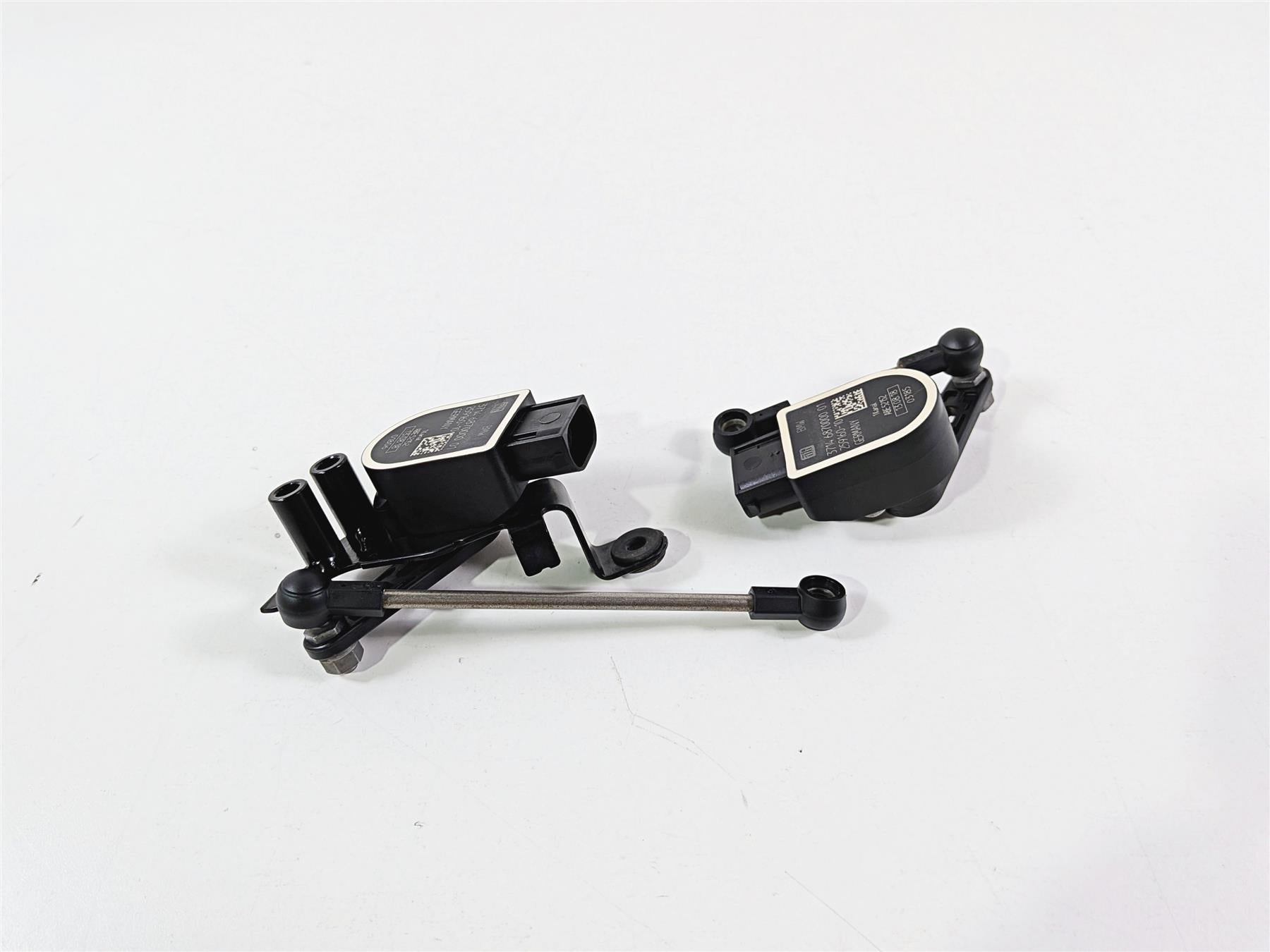 2019 BMW R1250GS K50 Front Rear Bike Leveling Sensors 37146870000 {{ shop.shopifyCountryName }} - Mototech271