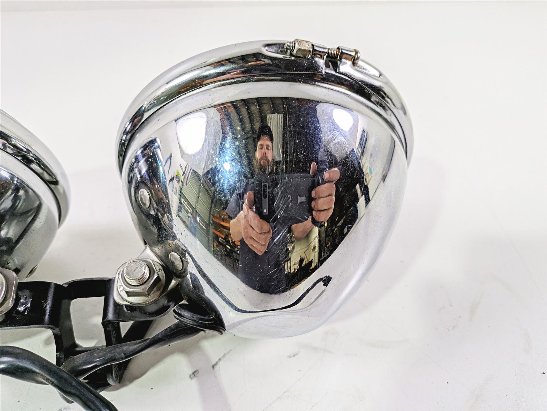 2006 Triumph Rocket 3 Headlight Head Light Lamp & Mounts T2700634 T2701000 {{ shop.shopifyCountryName }} - Mototech271