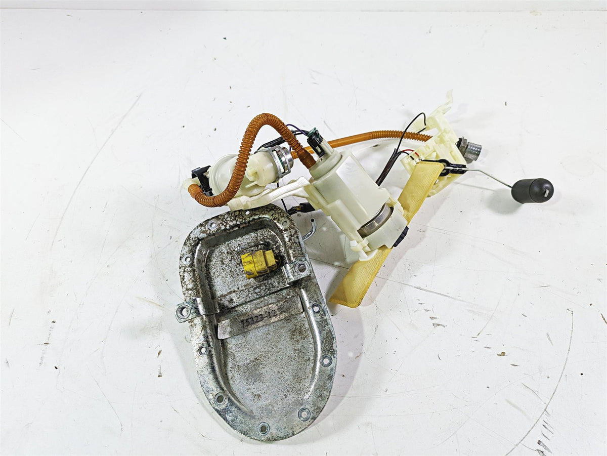 2012 Harley FLD Dyna Switchback Fuel Gas Petrol Pump - READ 75218-04D {{ shop.shopifyCountryName }} - Mototech271