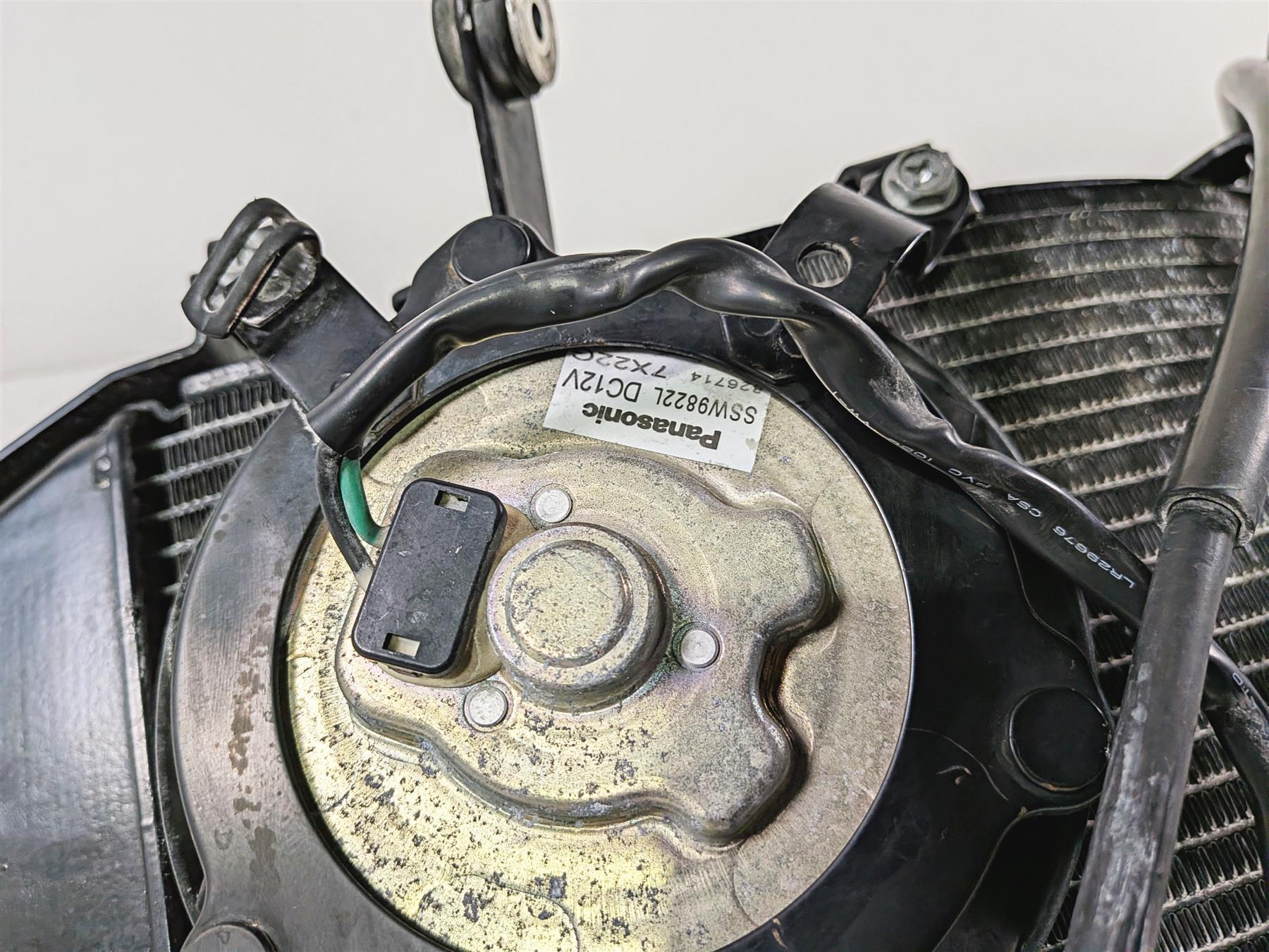 2008 Yamaha YZF R1 RN19 Radiator Fan Reservoir Set - No Leaks 4C8-12461-00-00 {{ shop.shopifyCountryName }} - Mototech271
