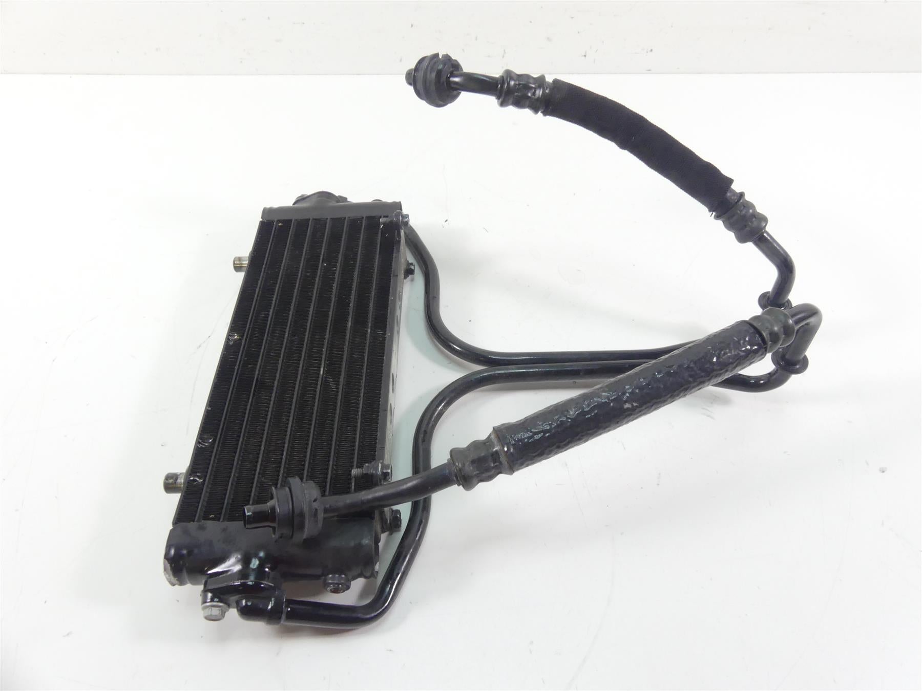 2011 Harley VRSCF Muscle Rod Oil Cooler Radiator + Lines - No Leaks 26723-04 {{ shop.shopifyCountryName }} - Mototech271