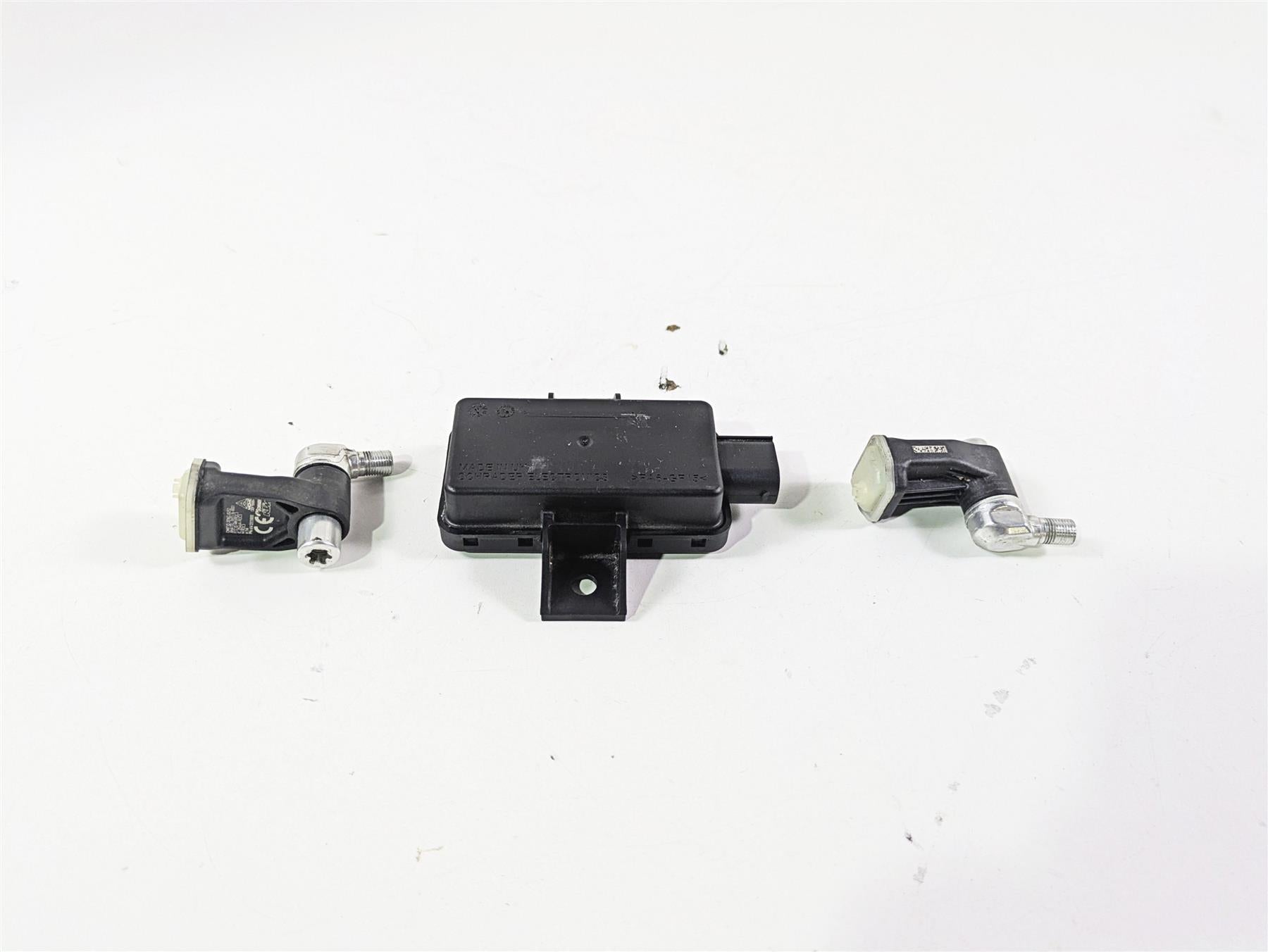 2017 KTM 1290 Super Duke GT Tpms Tire Pressure & Module Sensor Set 60312032000 {{ shop.shopifyCountryName }} - Mototech271