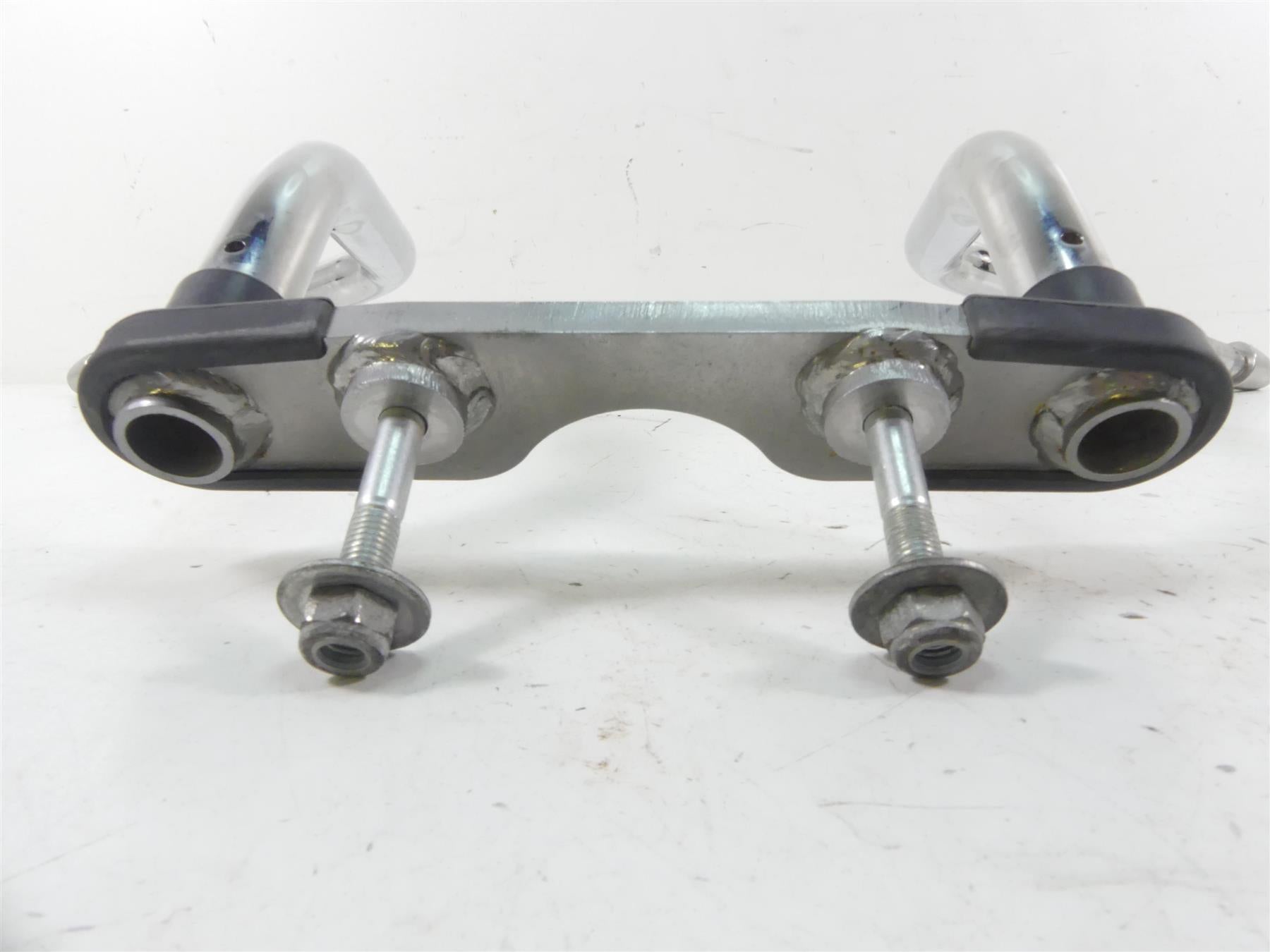 2011 Victory Vision Tour Handlebar Handle Bar Chrome 1017950 {{ shop.shopifyCountryName }} - Mototech271