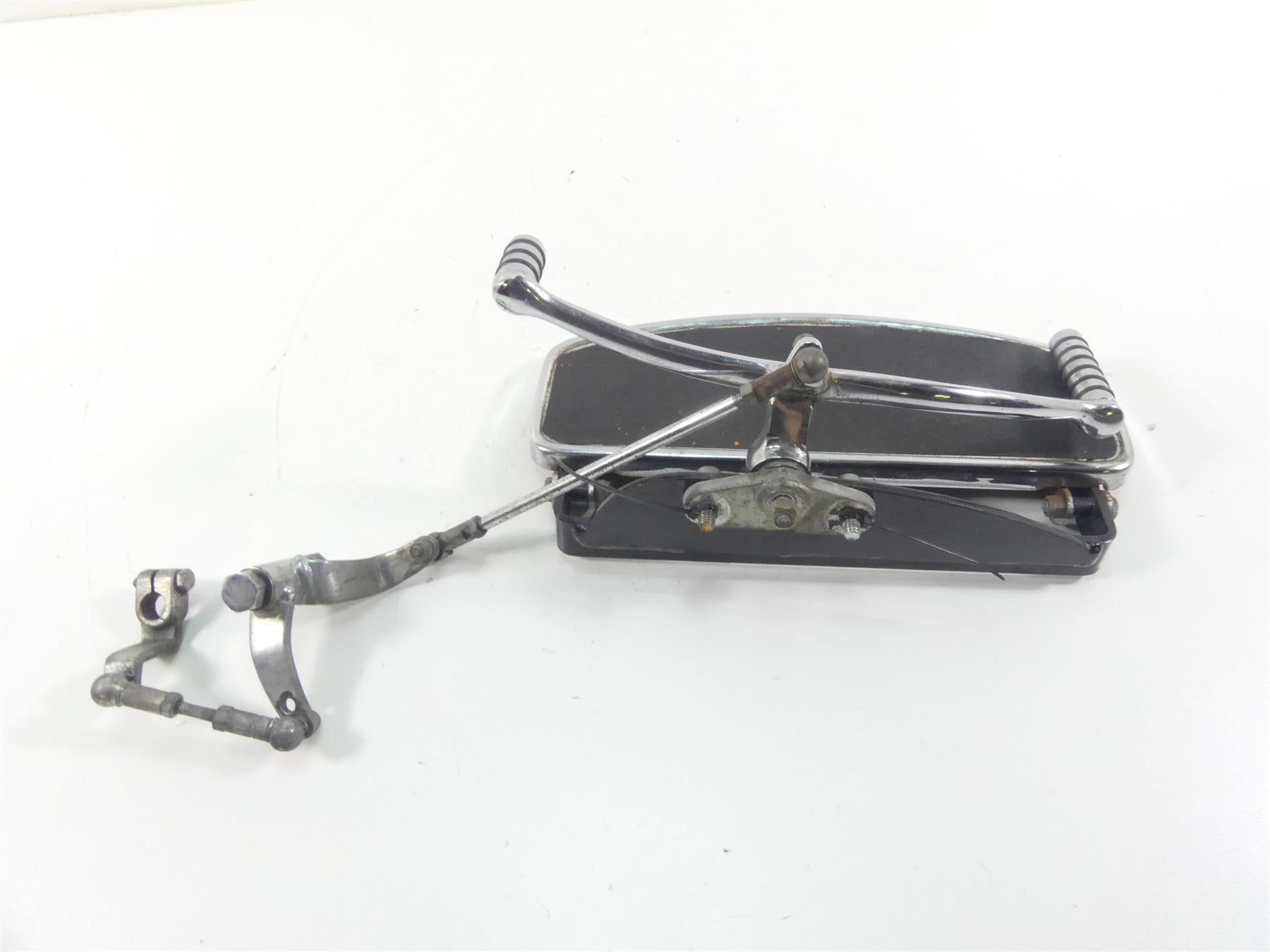 2001 Moto Guzzi California Sp 1100 Left Floor Board Cradle & Shifter GU03422130 {{ shop.shopifyCountryName }} - Mototech271