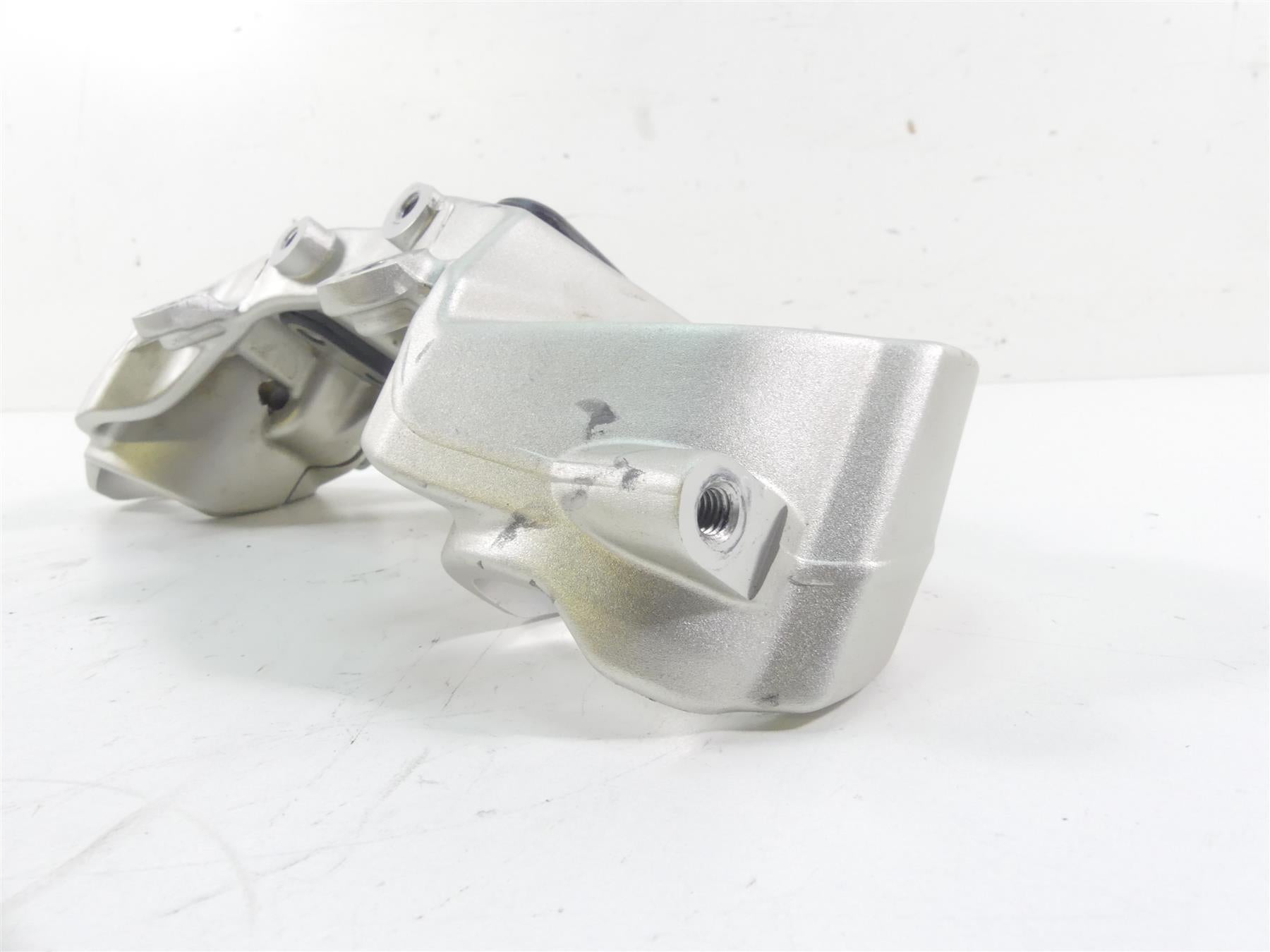 2018 Mv Agusta Brutale 800 RR Upper Triple Tree Steering Clamp 8000C1712 {{ shop.shopifyCountryName }} - Mototech271
