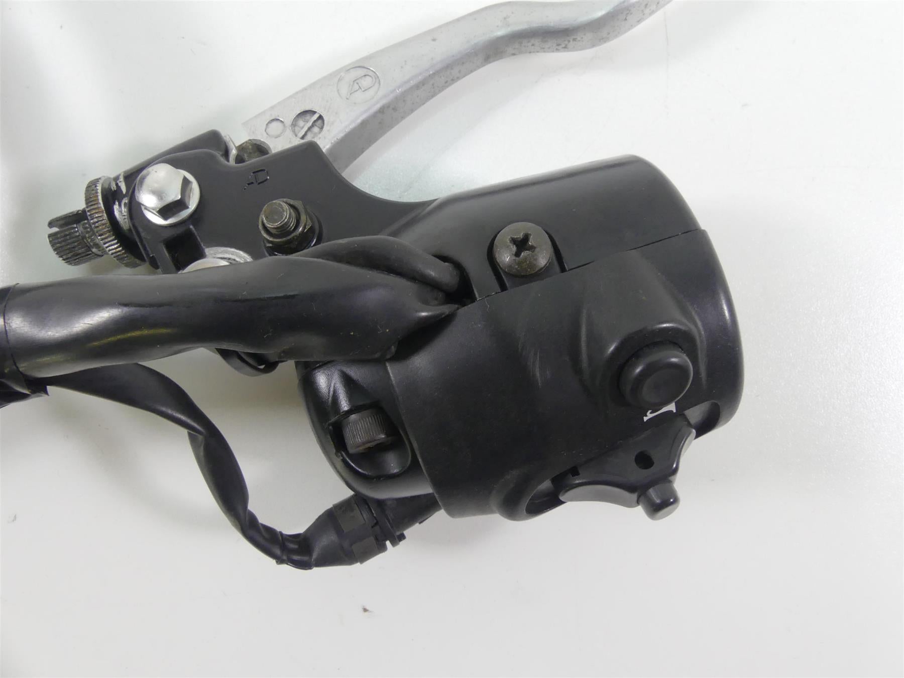 2002 Triumph Bonneville America Clutch Perch Left Control Switch Set T2046005 {{ shop.shopifyCountryName }} - Mototech271