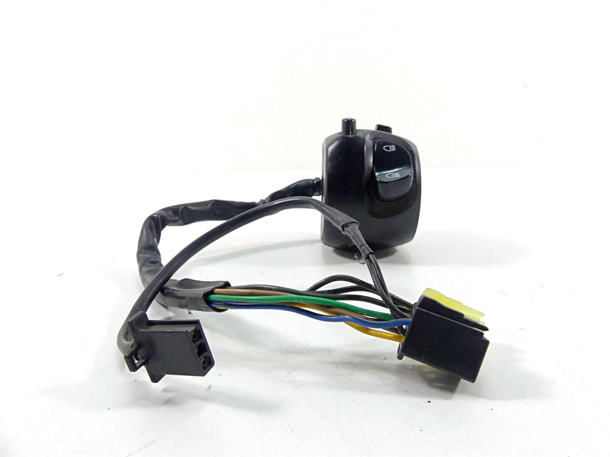 2012 Yamaha VMX17 VMAX 1700 Left Hand Light Blinker Control Switch 2S3-83972-00 {{ shop.shopifyCountryName }} - Mototech271