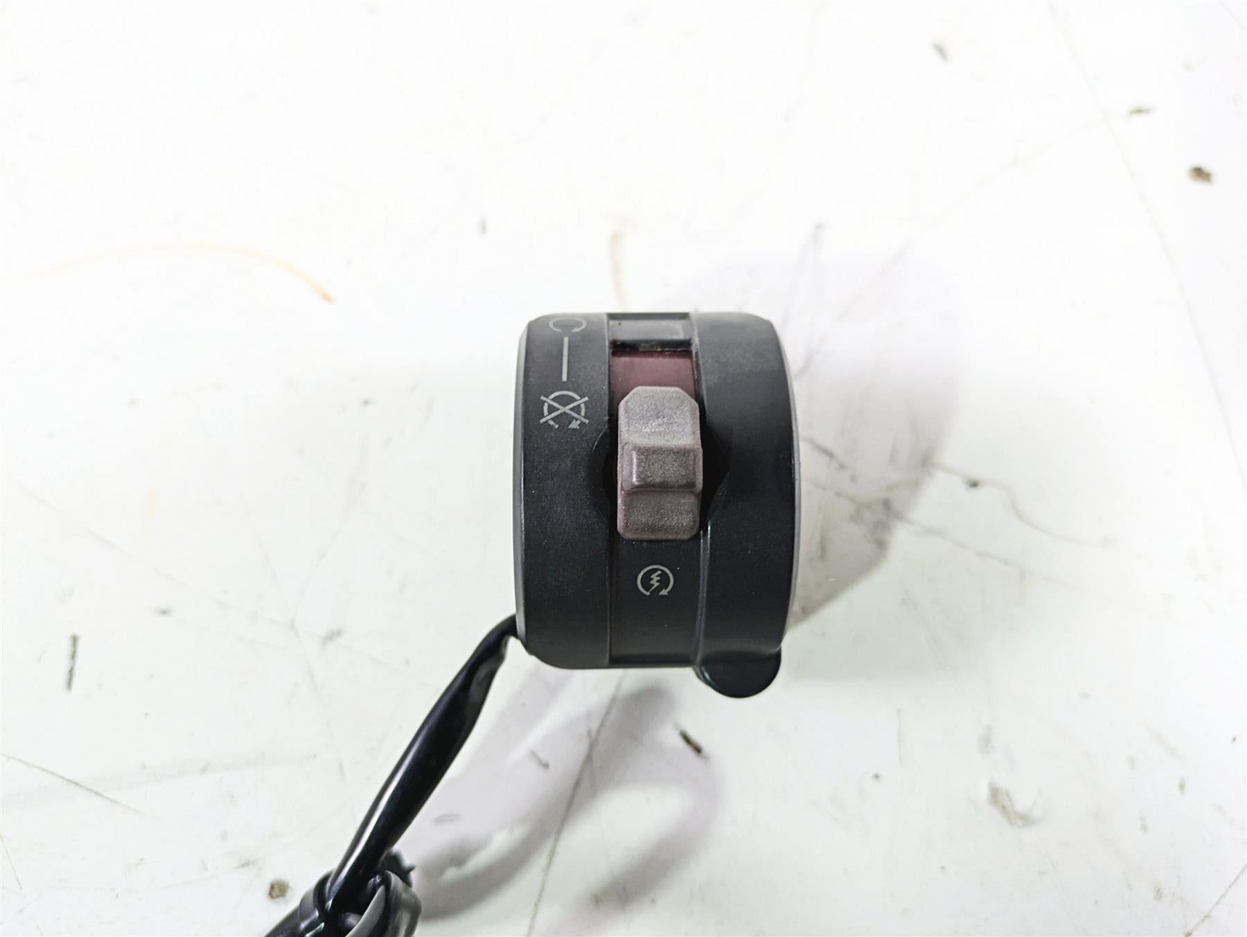 2015 Ducati Panigale 1299 S Right Hand Start Kill Control Switch 65010094I {{ shop.shopifyCountryName }} - Mototech271