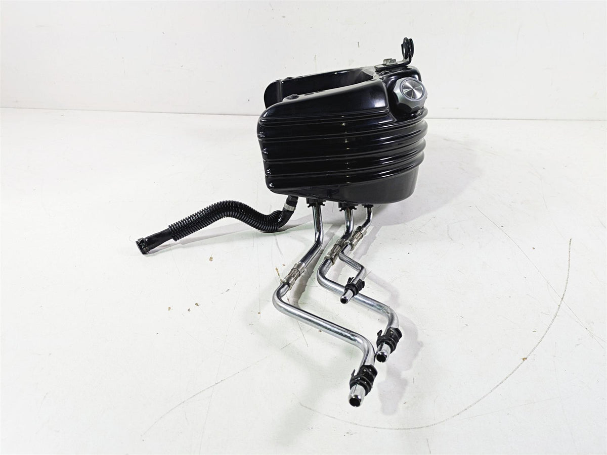 2009 Harley FXCWC Softail Rocker Oil Tank & Lines Set 62546-08 {{ shop.shopifyCountryName }} - Mototech271