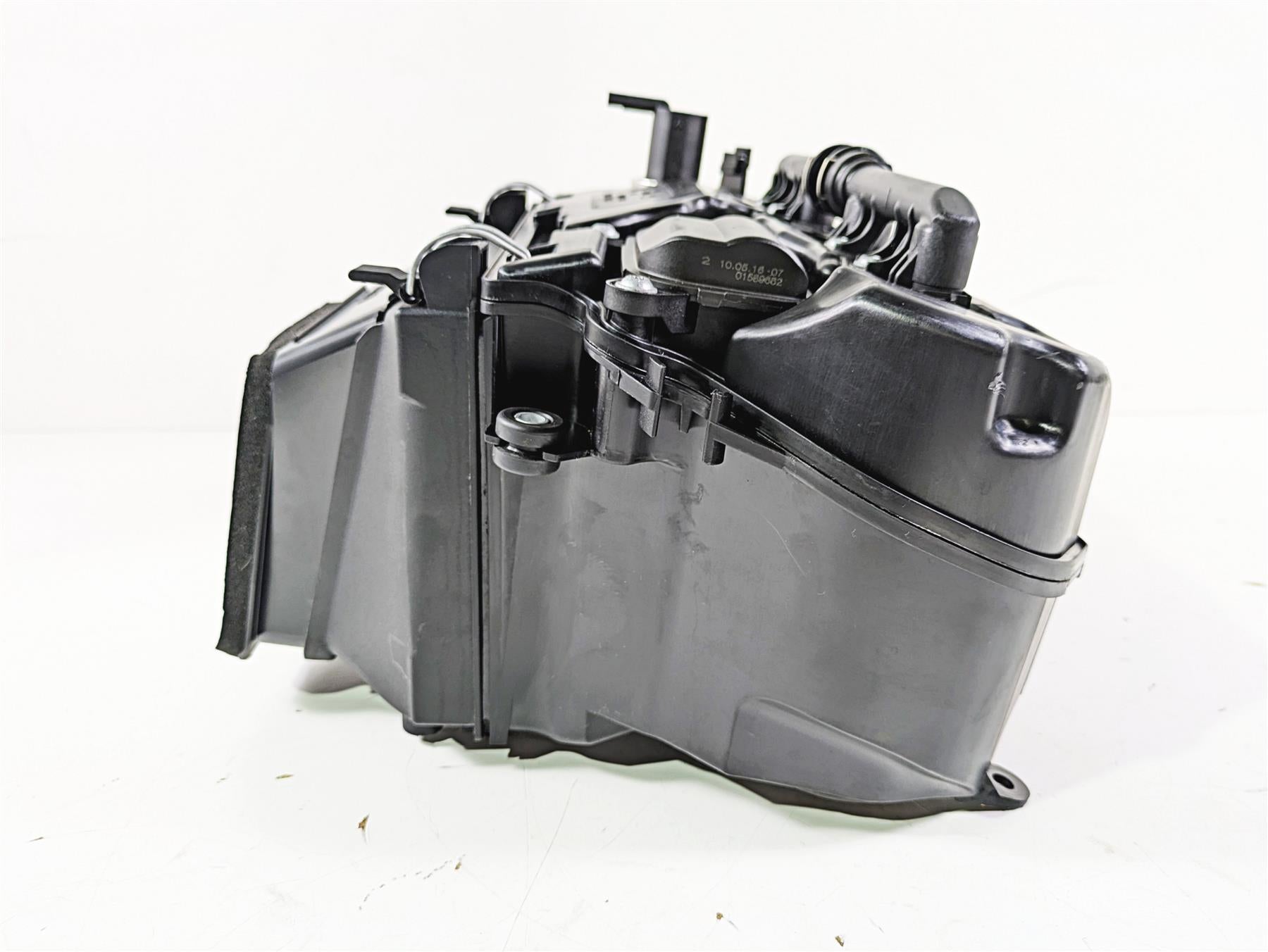 2016 BMW S1000RR K46 Air Box Cleaner Breather & Injectors 13718561315 {{ shop.shopifyCountryName }} - Mototech271