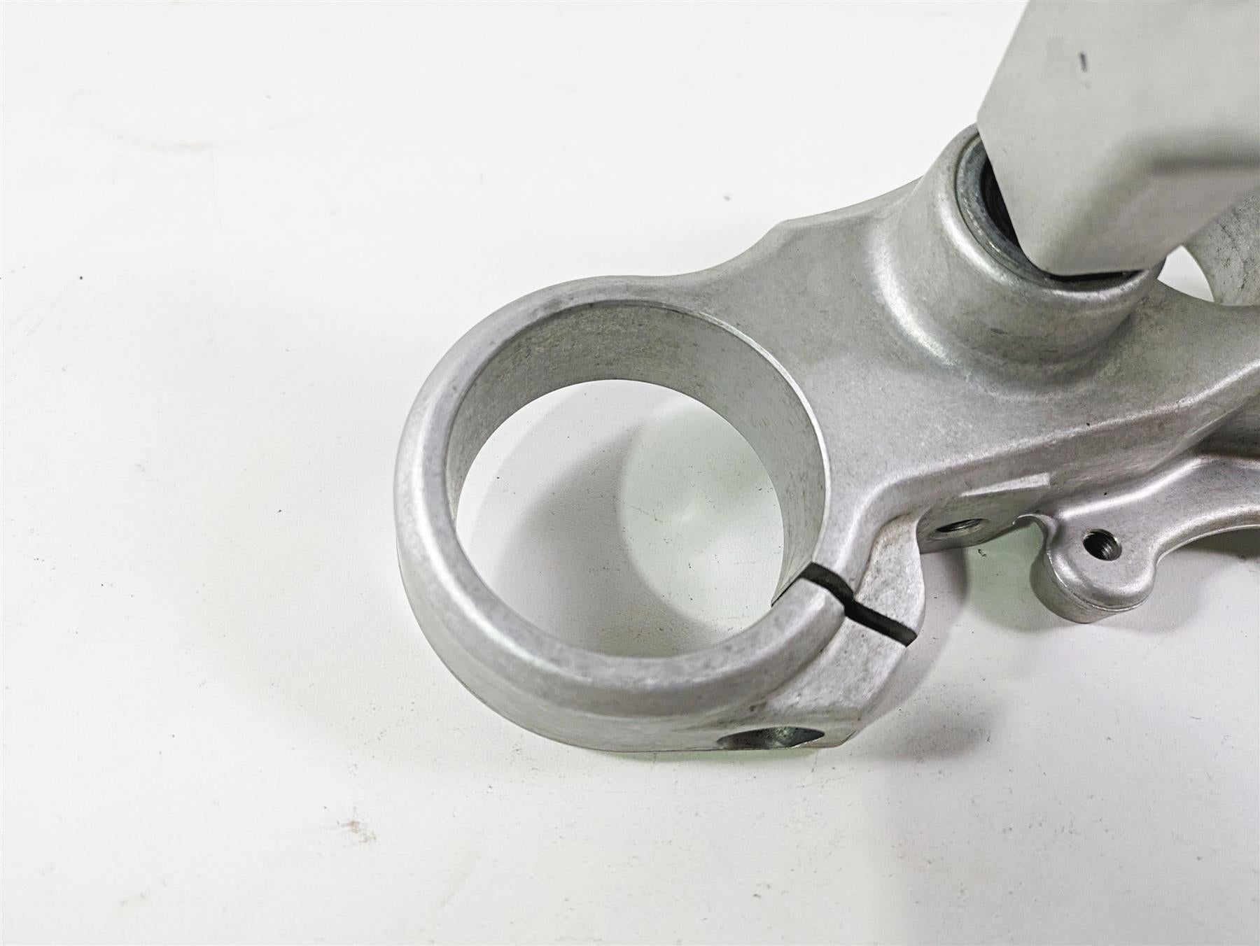 2009 Ducati Multistrada 1100 S Upper Triple Tree Steering Clamp 34110371C {{ shop.shopifyCountryName }} - Mototech271