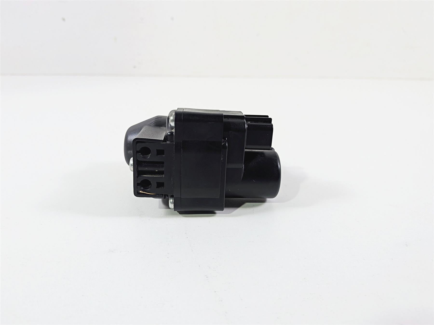 2023 Yamaha MT10 MTN1000 Exhaust Valve Servo Motor B5Y-85820-01-00 {{ shop.shopifyCountryName }} - Mototech271