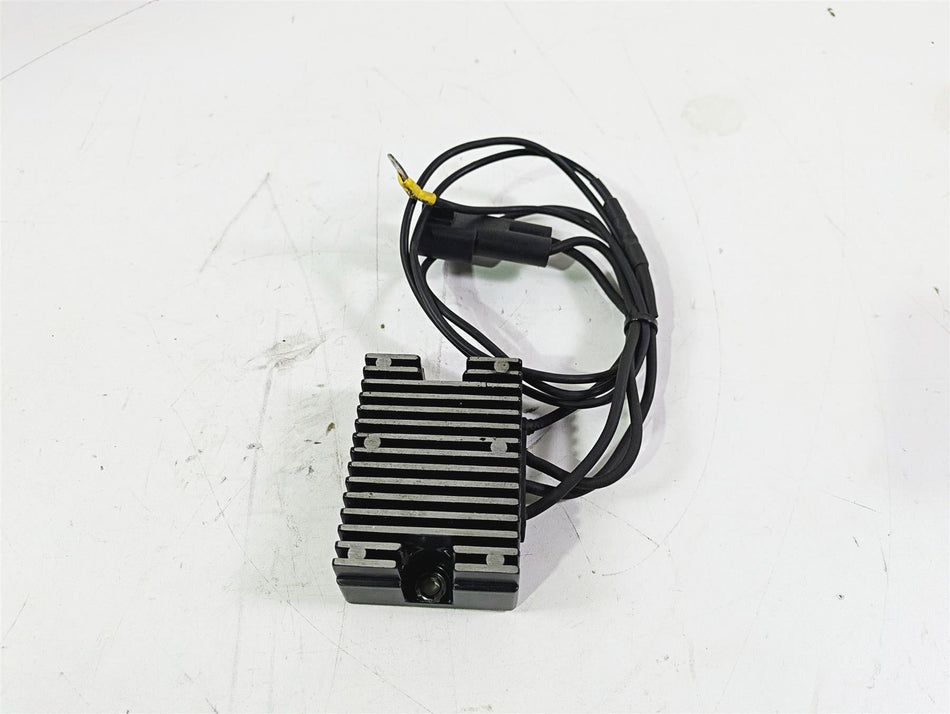 2002 Harley Dyna FXDL Low Rider Rectifier Voltage Regulator 74518-99A {{ shop.shopifyCountryName }} - Mototech271