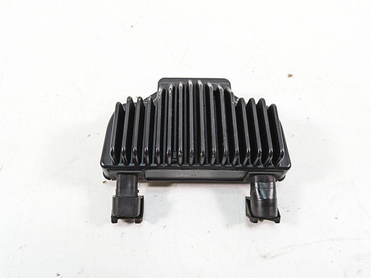 2015 Harley FXDL Dyna Low Rider Rectifier Voltage Regulator 74631-08A {{ shop.shopifyCountryName }} - Mototech271