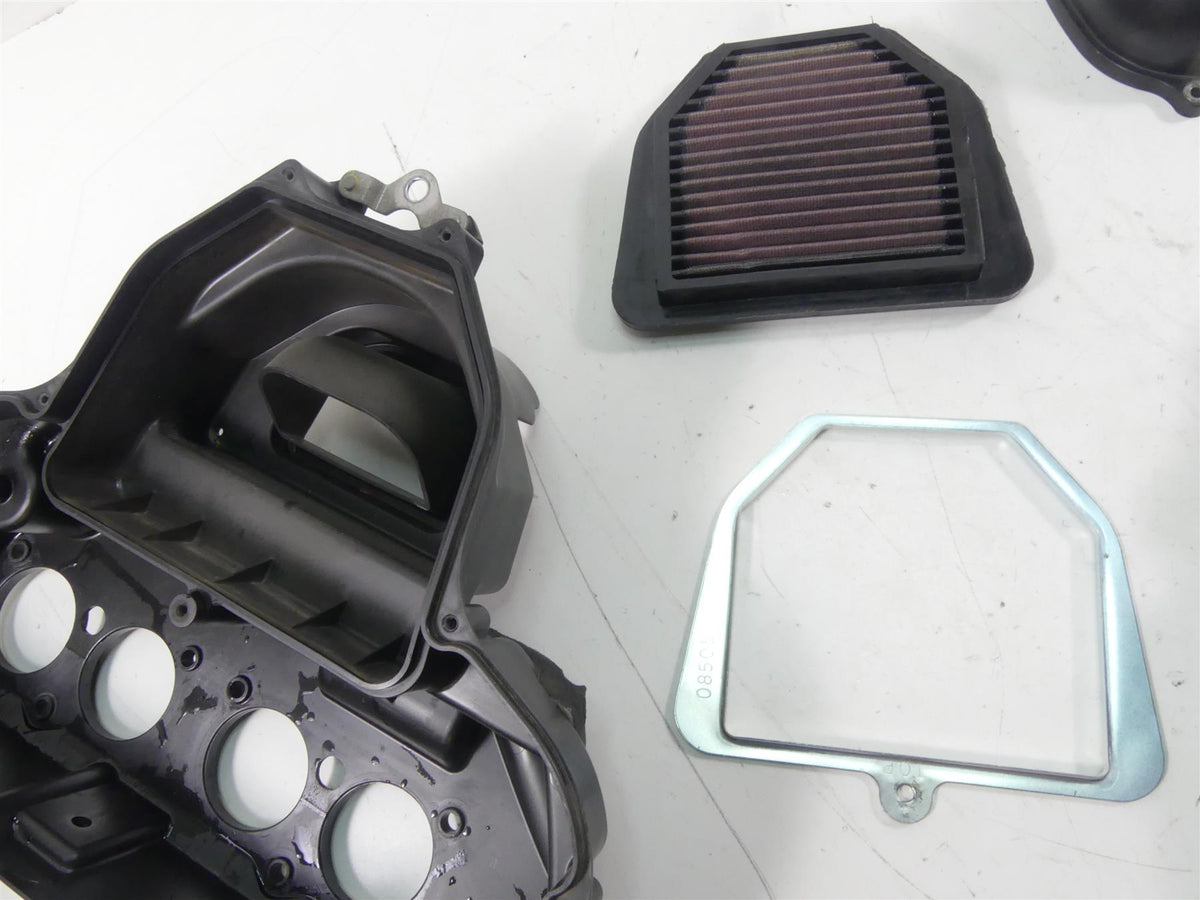 2007 Yamaha FZ1 Fazer Air Cleaner Breather Box & Velocity Stacks 2D1-14411-00-00 {{ shop.shopifyCountryName }} - Mototech271