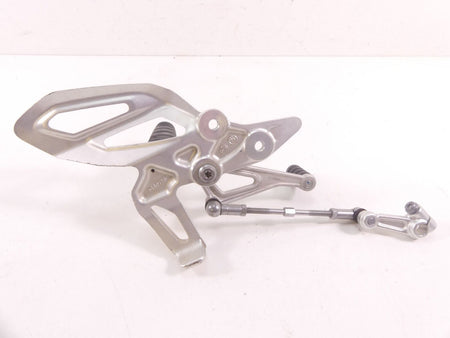 2016 BMW R1200RS K54 Left Rider Footpeg Set With Shifter Lever 46718540796 {{ shop.shopifyCountryName }} - Mototech271