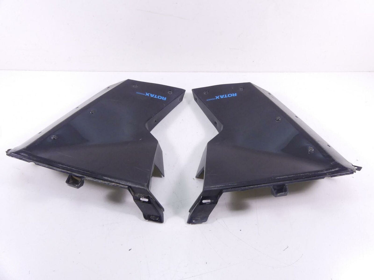 2017 Can Am Maverick 1000R DPS Front Lower Fairing Side Panel Set 705011645 {{ shop.shopifyCountryName }} - Mototech271