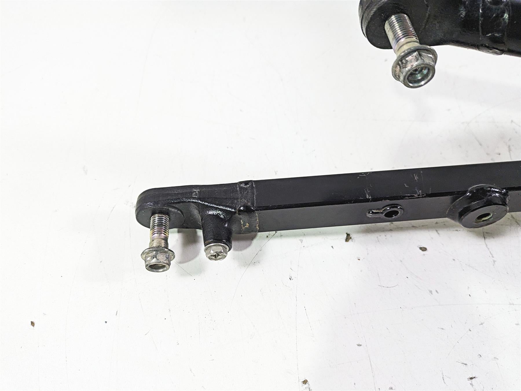 2018 Suzuki GSX1300 R Hayabusa Subframe Sub Frame Assembly 41200-15H13 {{ shop.shopifyCountryName }} - Mototech271