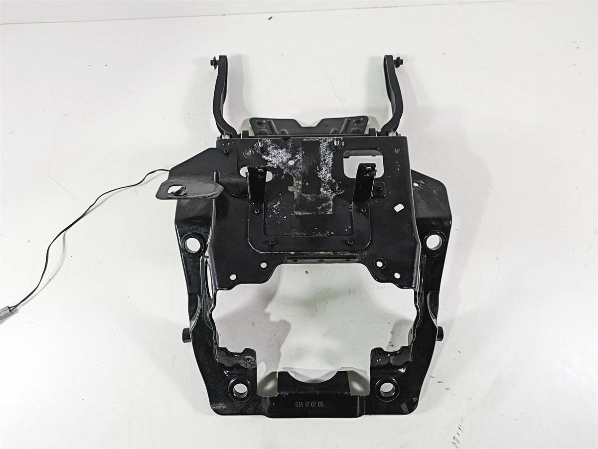 2018 Indian Chieftain Dark Horse Front Fairing Mount Holder Carrier 1020734 {{ shop.shopifyCountryName }} - Mototech271