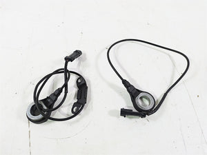 2008 Harley Touring FLHTP Electra Glide Abs Wheel Speed Sensor Set 40614-08 | Mototech271