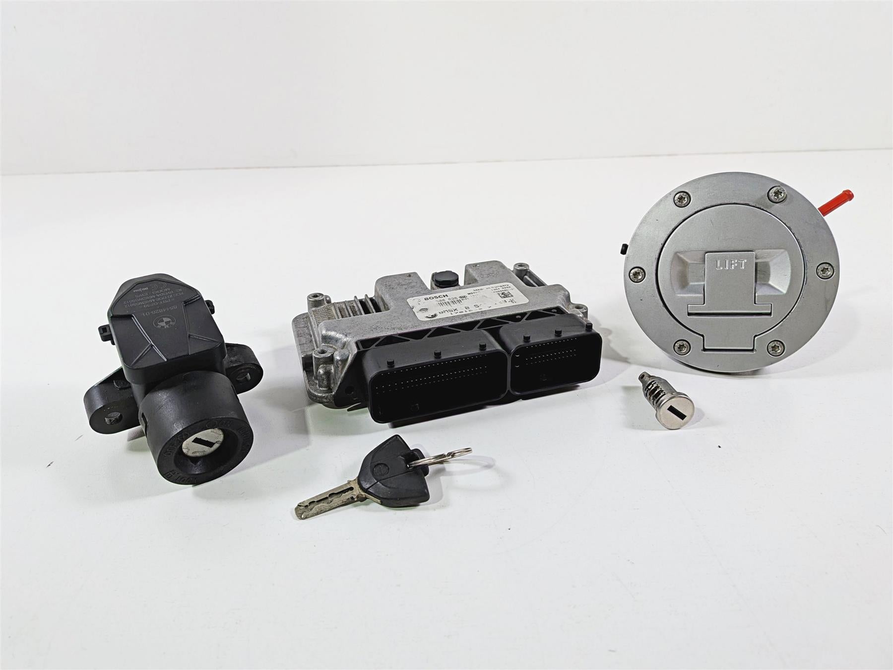 2015 BMW R1200GS K50 Cdi Ecu Ecm Module Ignition Switch Key Lock Gas Cap 13618546129 {{ shop.shopifyCountryName }} - Mototech271