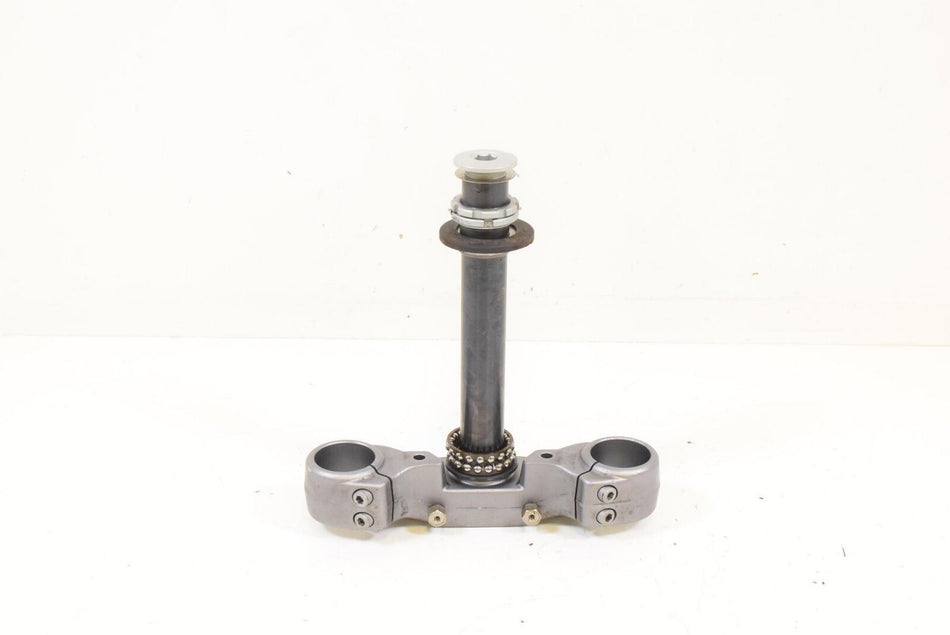 2008 Moto Guzzi 1200 Norge Lower Triple Tree Steering Clamp GU05494030 {{ shop.shopifyCountryName }} - Mototech271