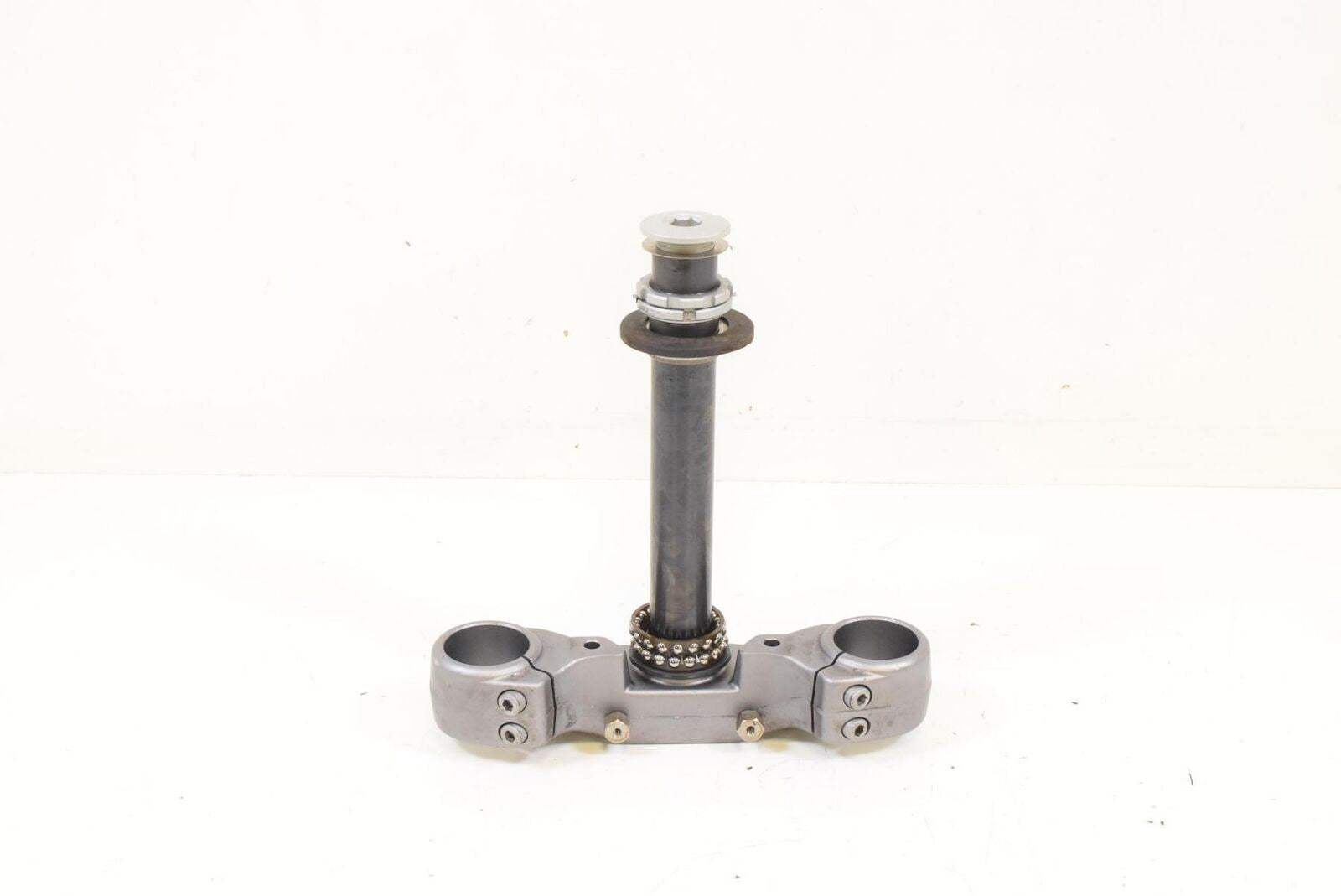 2008 Moto Guzzi 1200 Norge Lower Triple Tree Steering Clamp GU05494030 | Mototech271