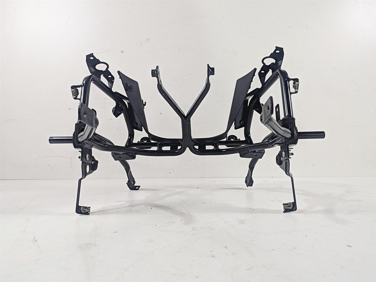 2010 BMW R1200GS K25 Front Fairing Bracket Stay Mount 46637701558 {{ shop.shopifyCountryName }} - Mototech271
