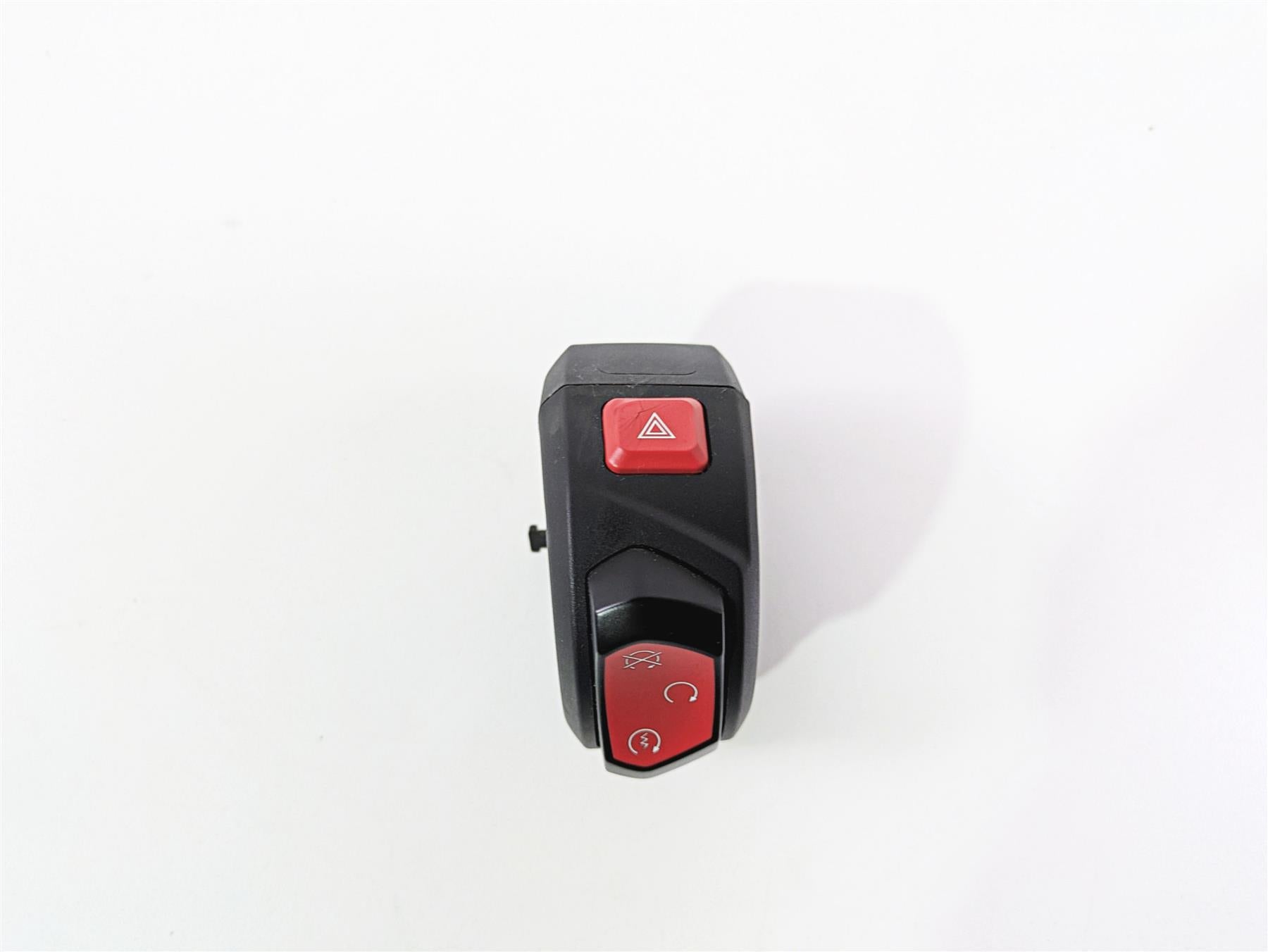 2024 Triumph Tiger 900 GT Right Hand Start Stop Control Switch T2044829 {{ shop.shopifyCountryName }} - Mototech271