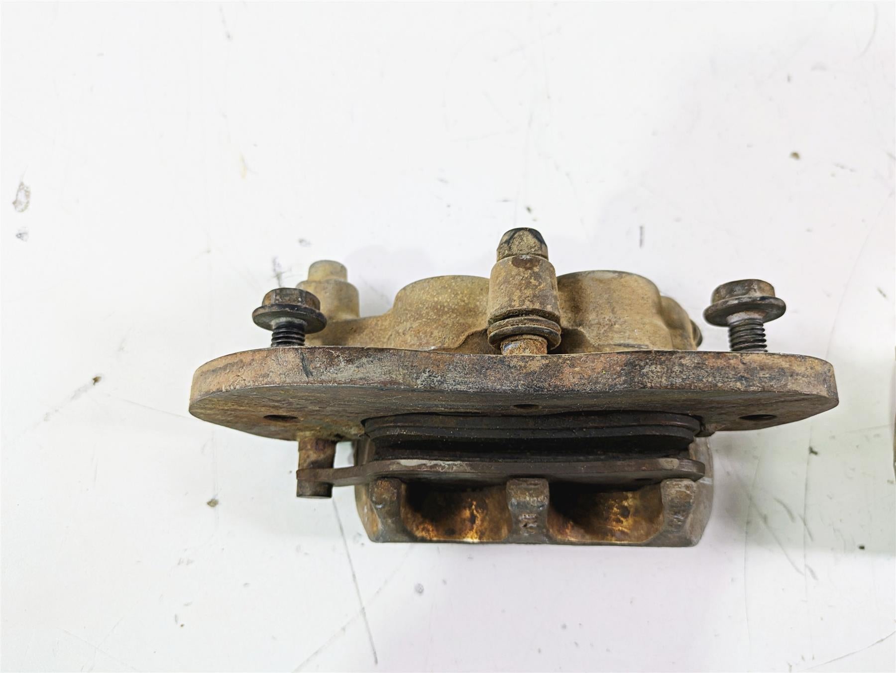 2019 Can Am Maverick X3 XRS Turbo R Front Brake Caliper Set 705601462 705601463 {{ shop.shopifyCountryName }} - Mototech271