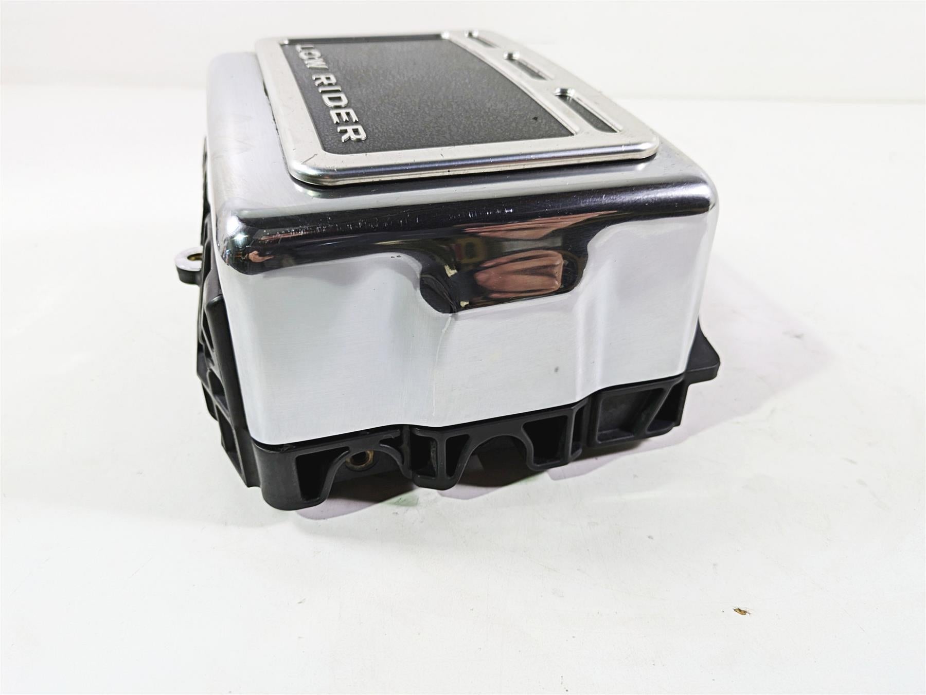 2016 Harley FXDL Dyna Low Rider Battery Tray & Outer Cover - Read 70379-06B {{ shop.shopifyCountryName }} - Mototech271