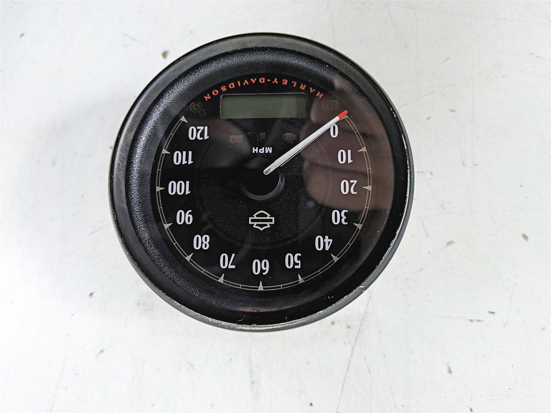 2017 Harley XL883 N Sportster Iron Speedometer Gauge Instrument - 9k 70900215A {{ shop.shopifyCountryName }} - Mototech271