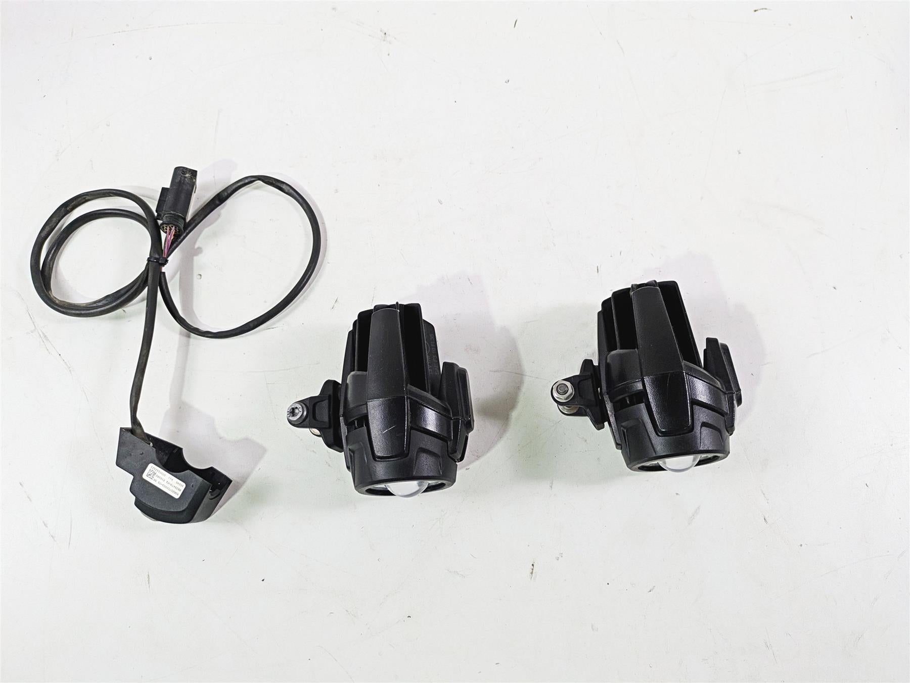 2015 BMW R1200 GS Adv K51 Spot Led Auxiliary Light Set & Wiring 63178532147 {{ shop.shopifyCountryName }} - Mototech271