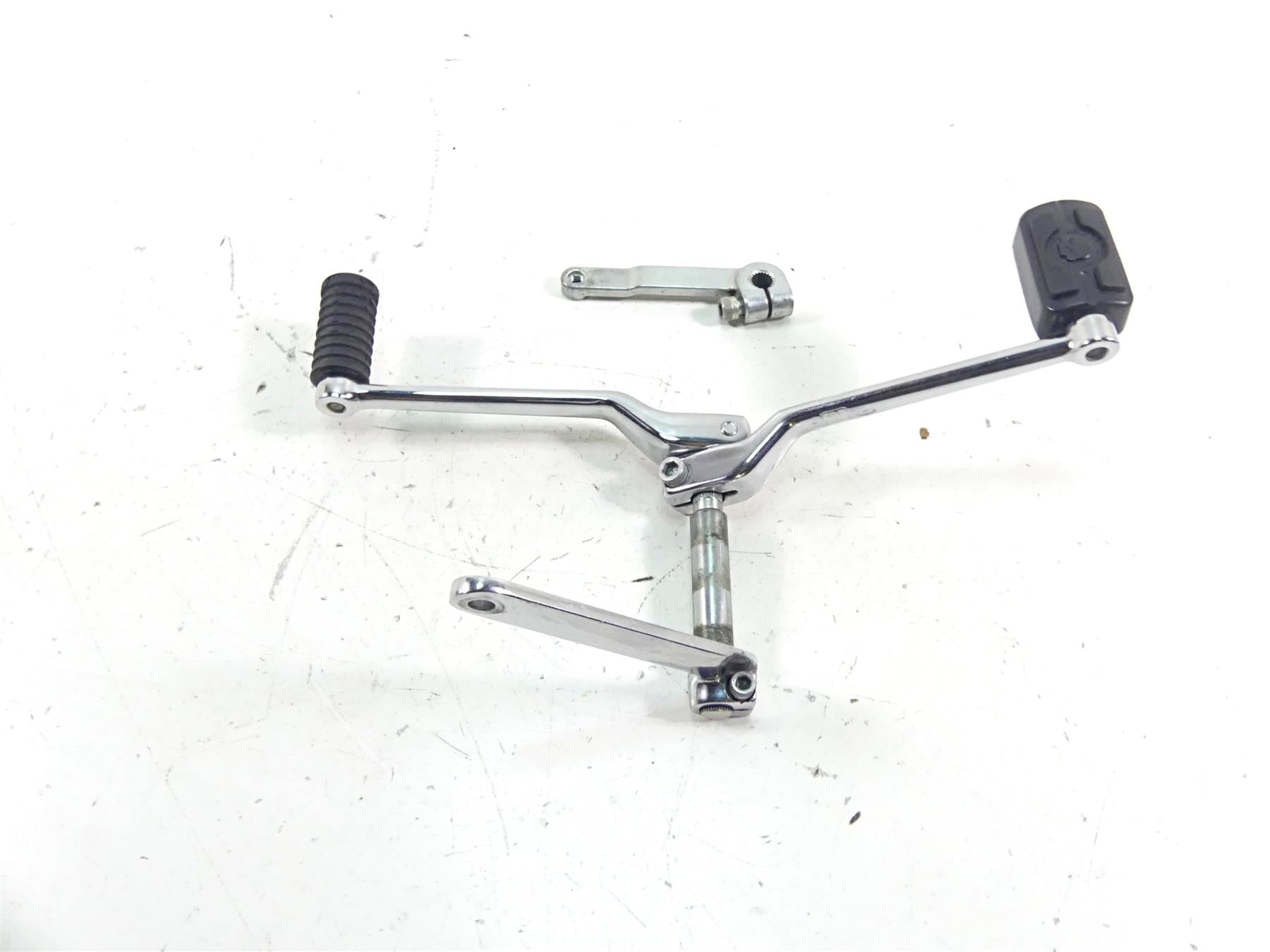 2002 Harley Touring FLHTC Electra Glide Shifter Shift Pedal Lever Set 33895-82E {{ shop.shopifyCountryName }} - Mototech271