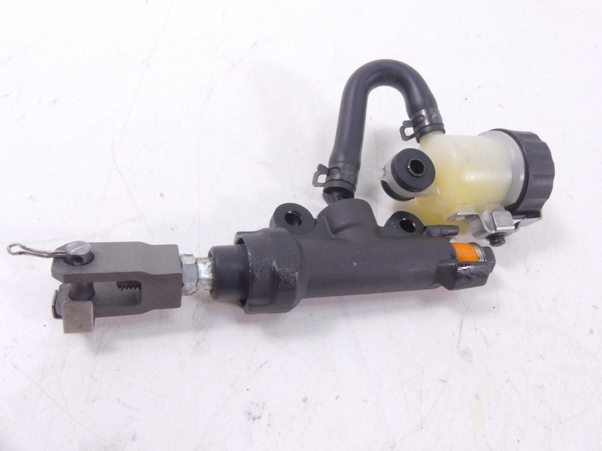 2014 Honda CBR1000 SP Fireblade Rear Nissin Brake Master Cylinder 43510-MFL-305 {{ shop.shopifyCountryName }} - Mototech271
