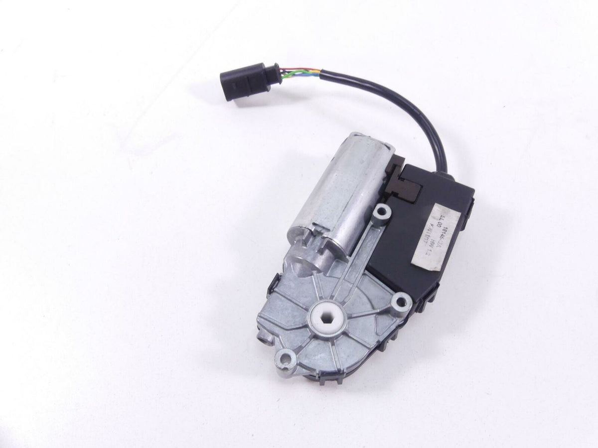 2017 BMW R1200 RT RTW K52 Windshield Adjuster Motor 46637728676 {{ shop.shopifyCountryName }} - Mototech271