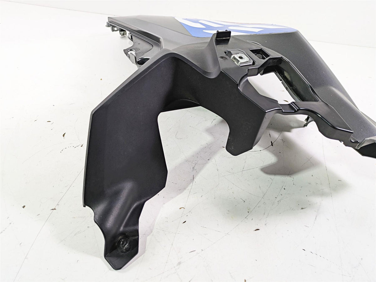 2018 BMW R1200GS GSW K50 Right Tank Side Fairing Cover Cowl Set 46638556636 {{ shop.shopifyCountryName }} - Mototech271