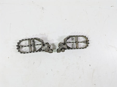 2015 BMW R1200 GS Adv K51 Rider Footpeg Foot Peg Set 46718529843 46718529844 {{ shop.shopifyCountryName }} - Mototech271