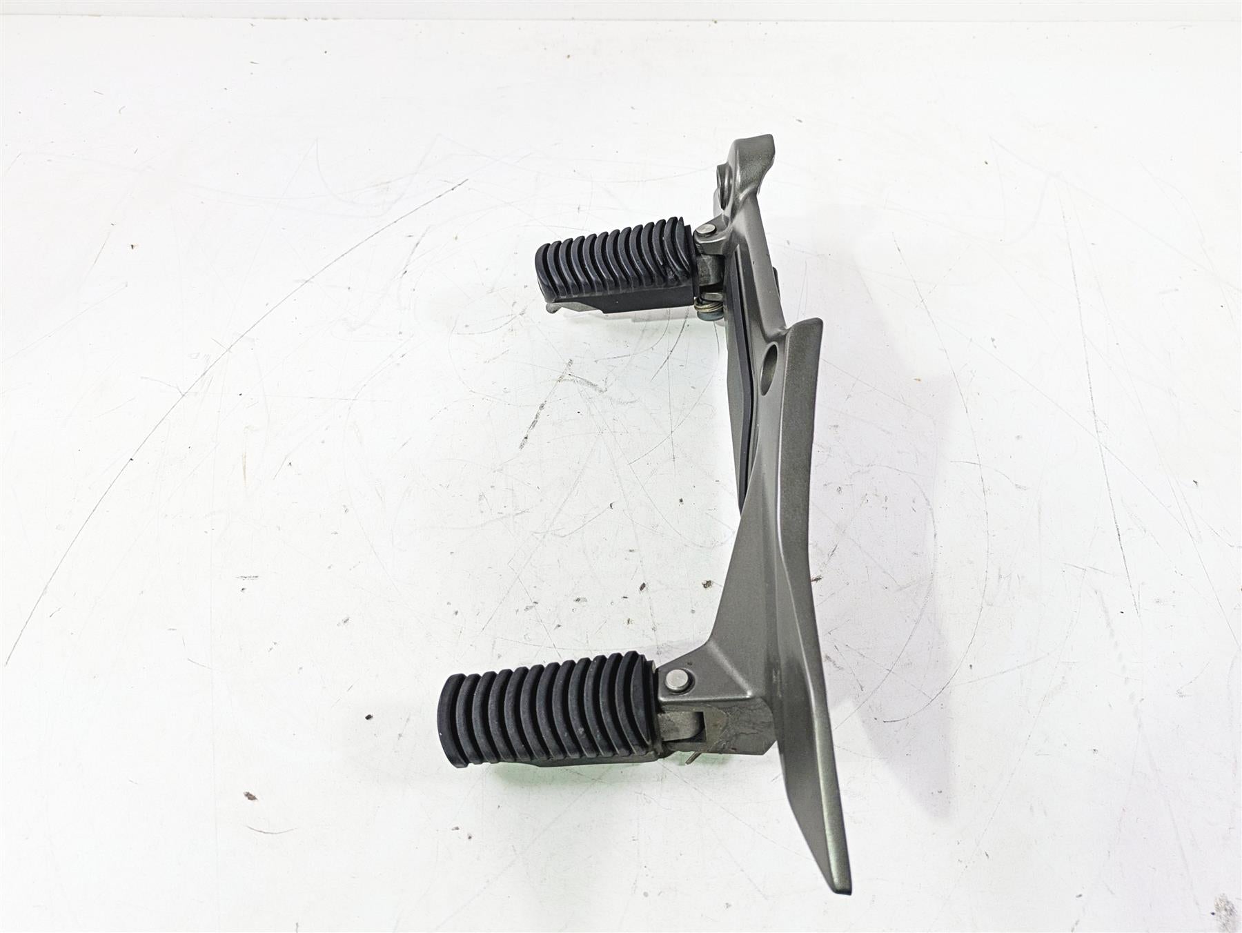 2015 BMW K1600 GT K48 Left Rider Passenger Foot Peg Set 46717716013 46717727576 {{ shop.shopifyCountryName }} - Mototech271