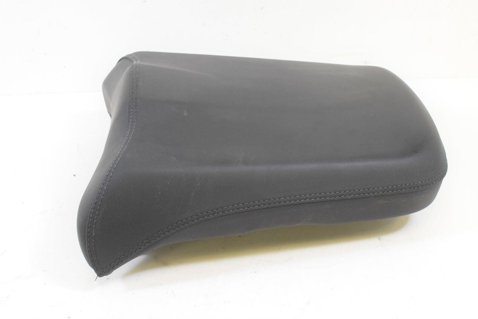 2013 Triumph Tiger 1215 Explorer XC Rear Passenger Saddle Pillion Seat T2304423 {{ shop.shopifyCountryName }} - Mototech271