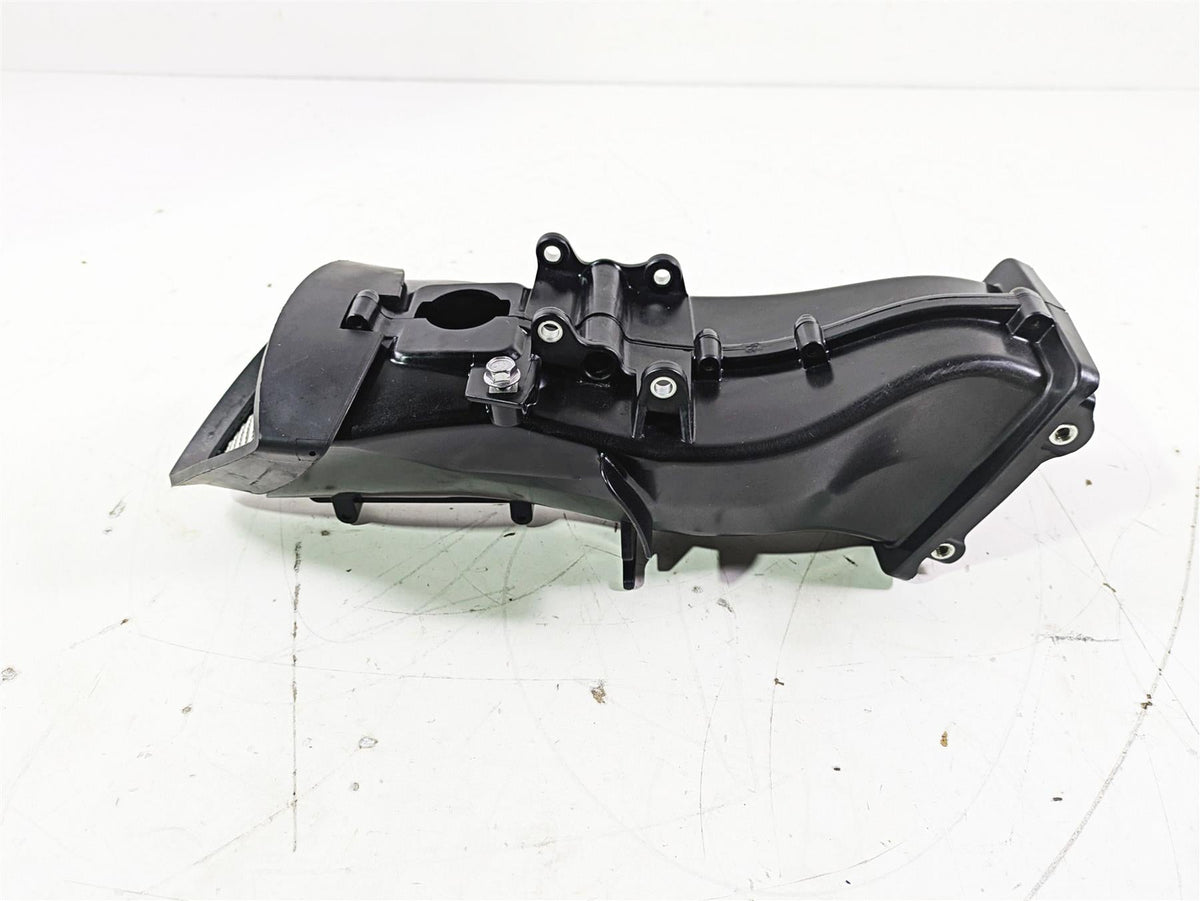 2012 Triumph Daytona 675 Front Air Intake Duct Ram T2200637 {{ shop.shopifyCountryName }} - Mototech271